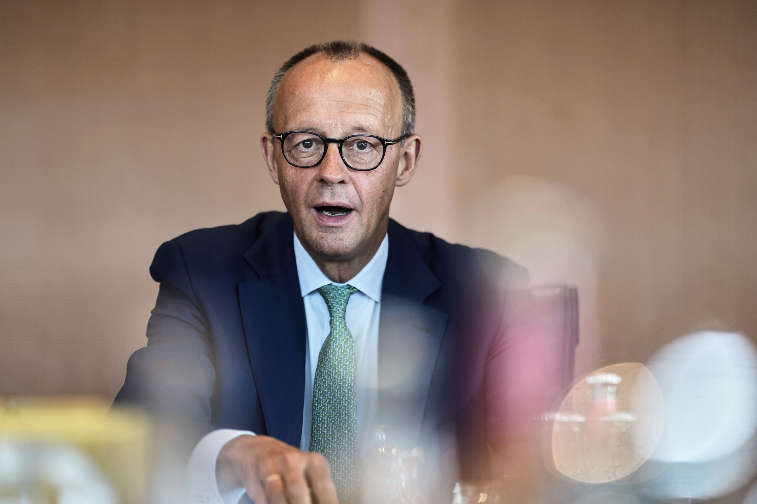 ukraine merz new eu sanctions package is good pressure on russia must continue scaled