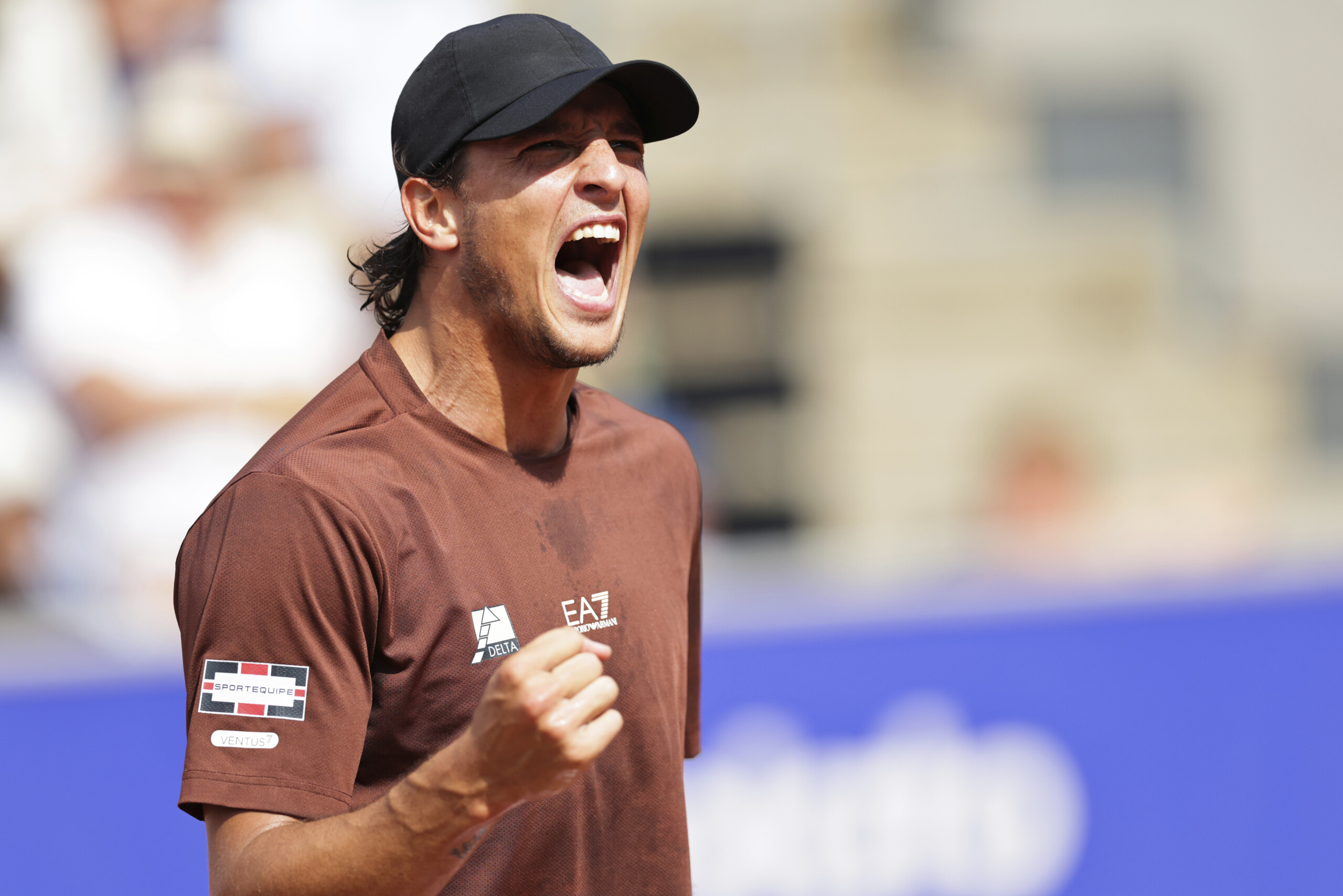 tennis atp bastad darderi triumphs in final de jong defeated in three sets scaled