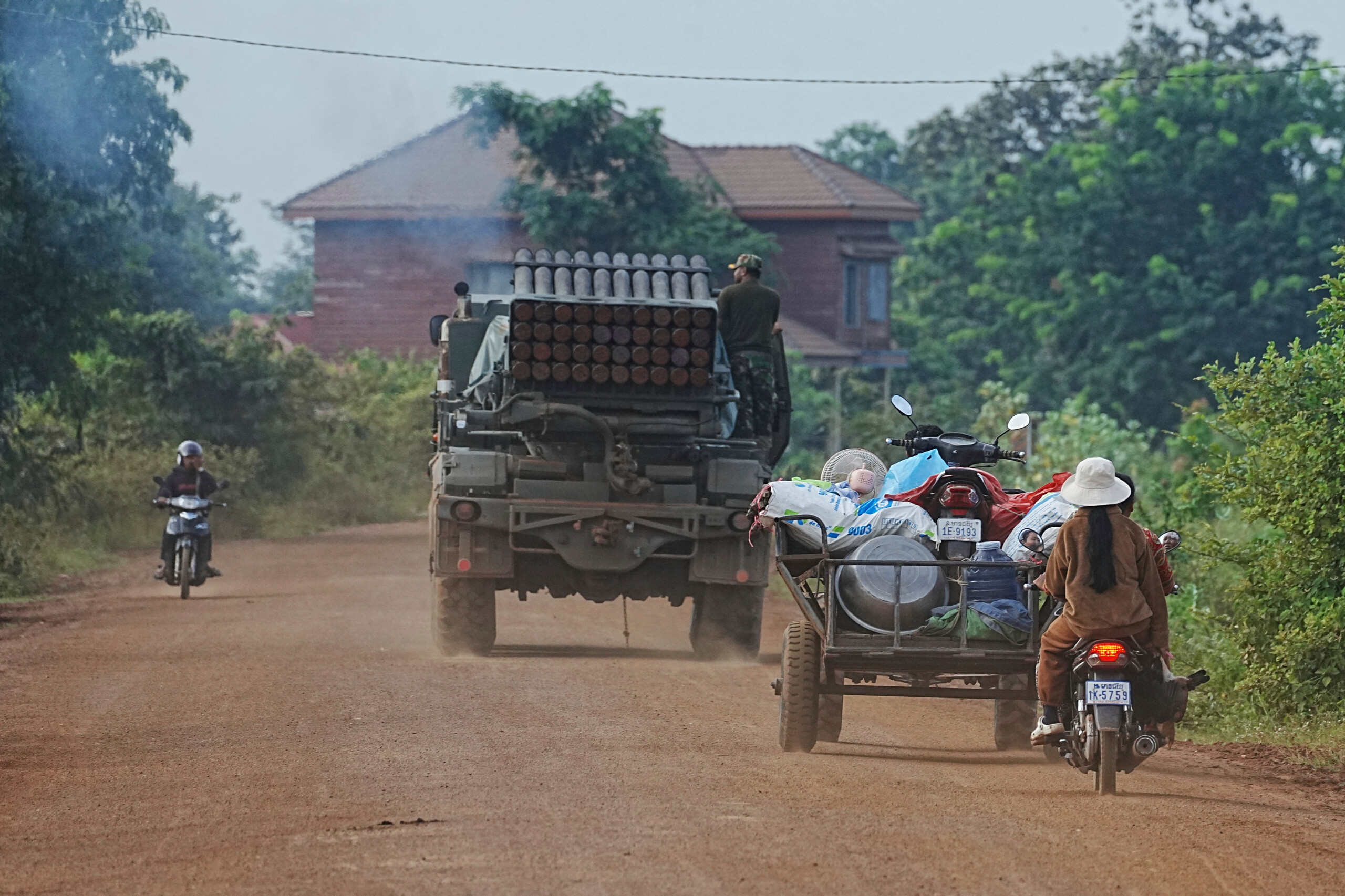 thailand cambodia phnom penh reports 12 more deaths bringing total to 32 scaled