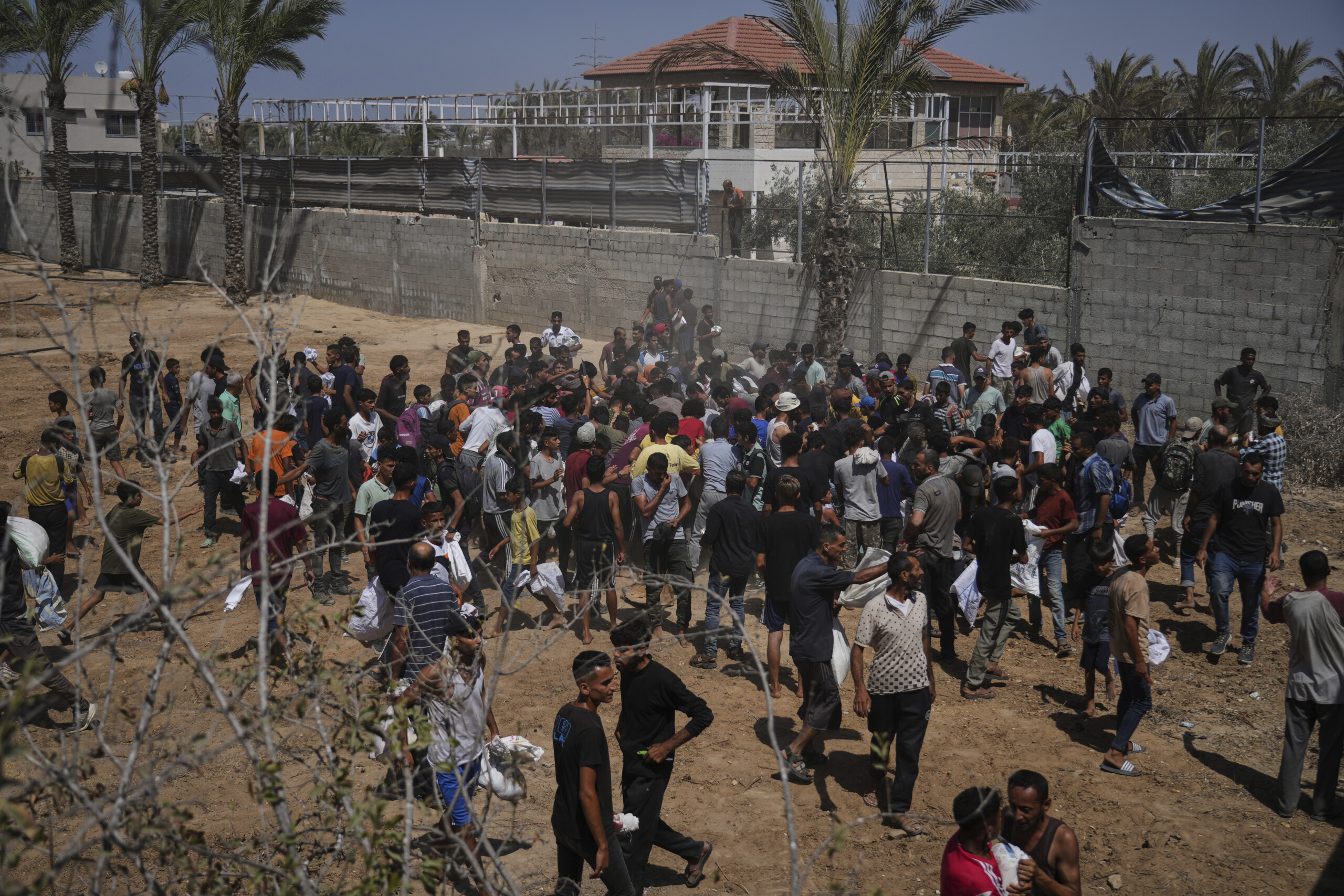 middle east italian foreign ministry more sick children evacuated from gaza scaled