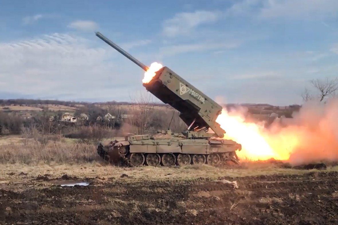 ukraine kremlin no more restrictions on deployment of medium range missiles