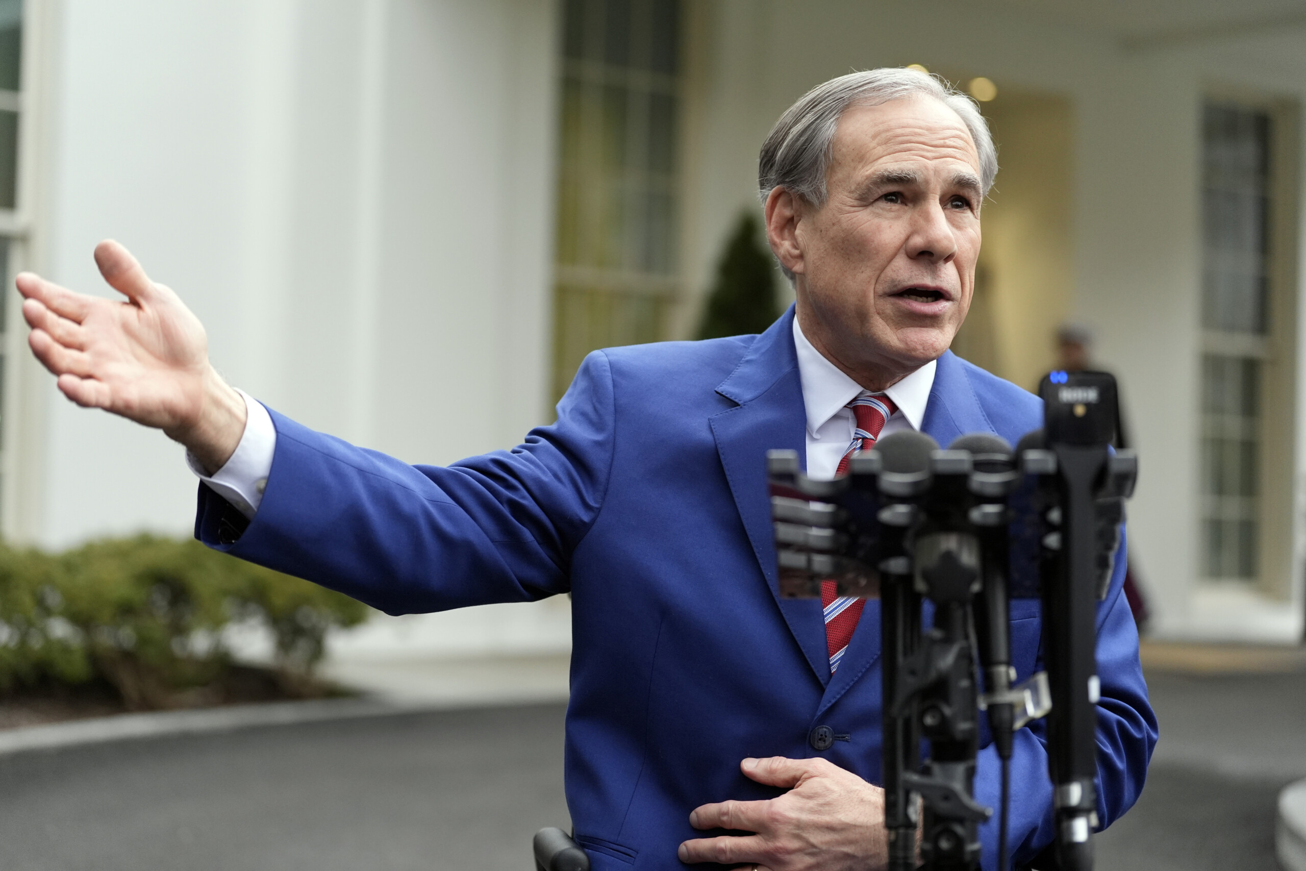 usa texas governor orders arrest of absent democrats scaled