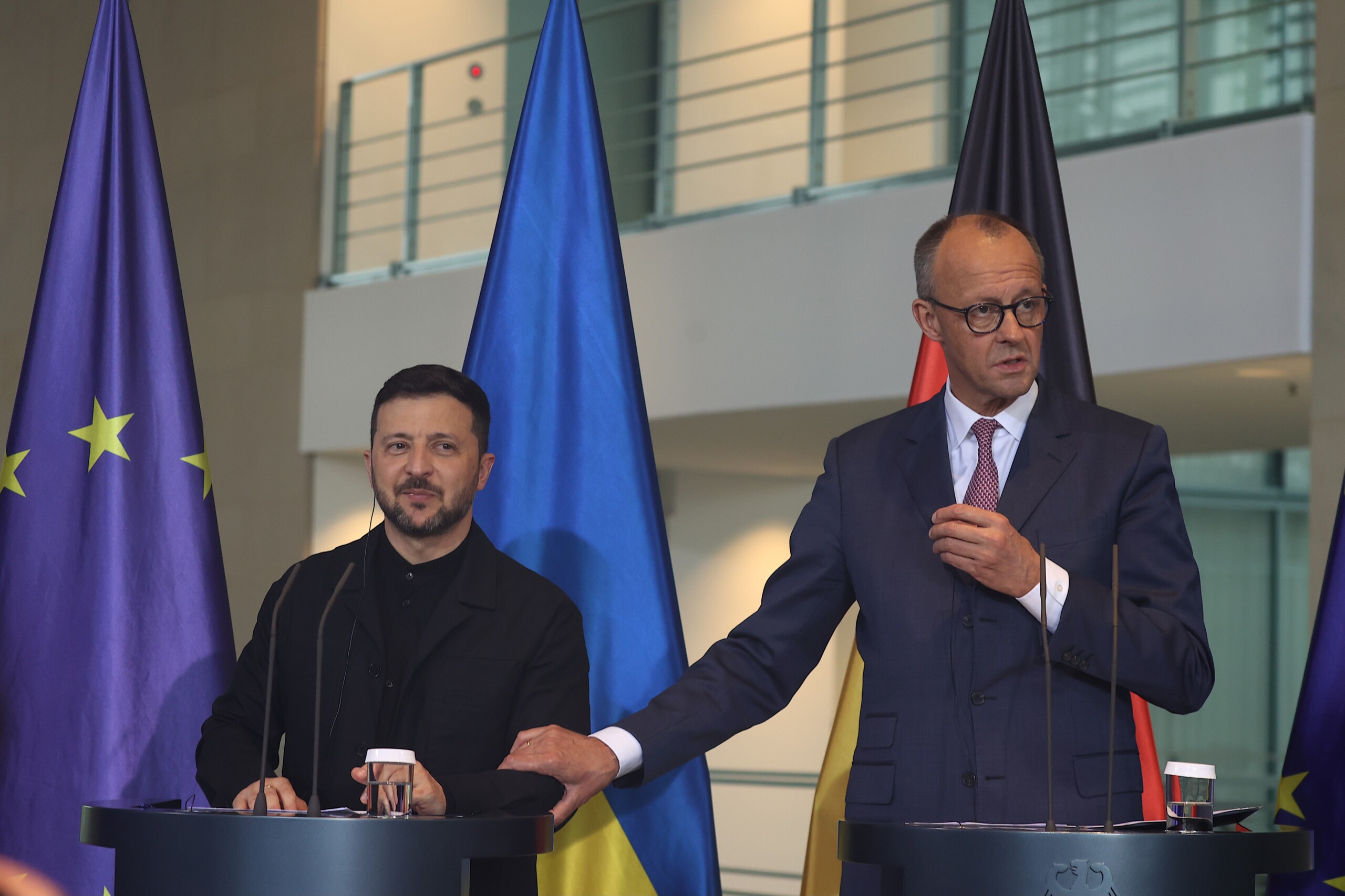 ukraine zelensky to speak with merz also in contact with italy and france scaled