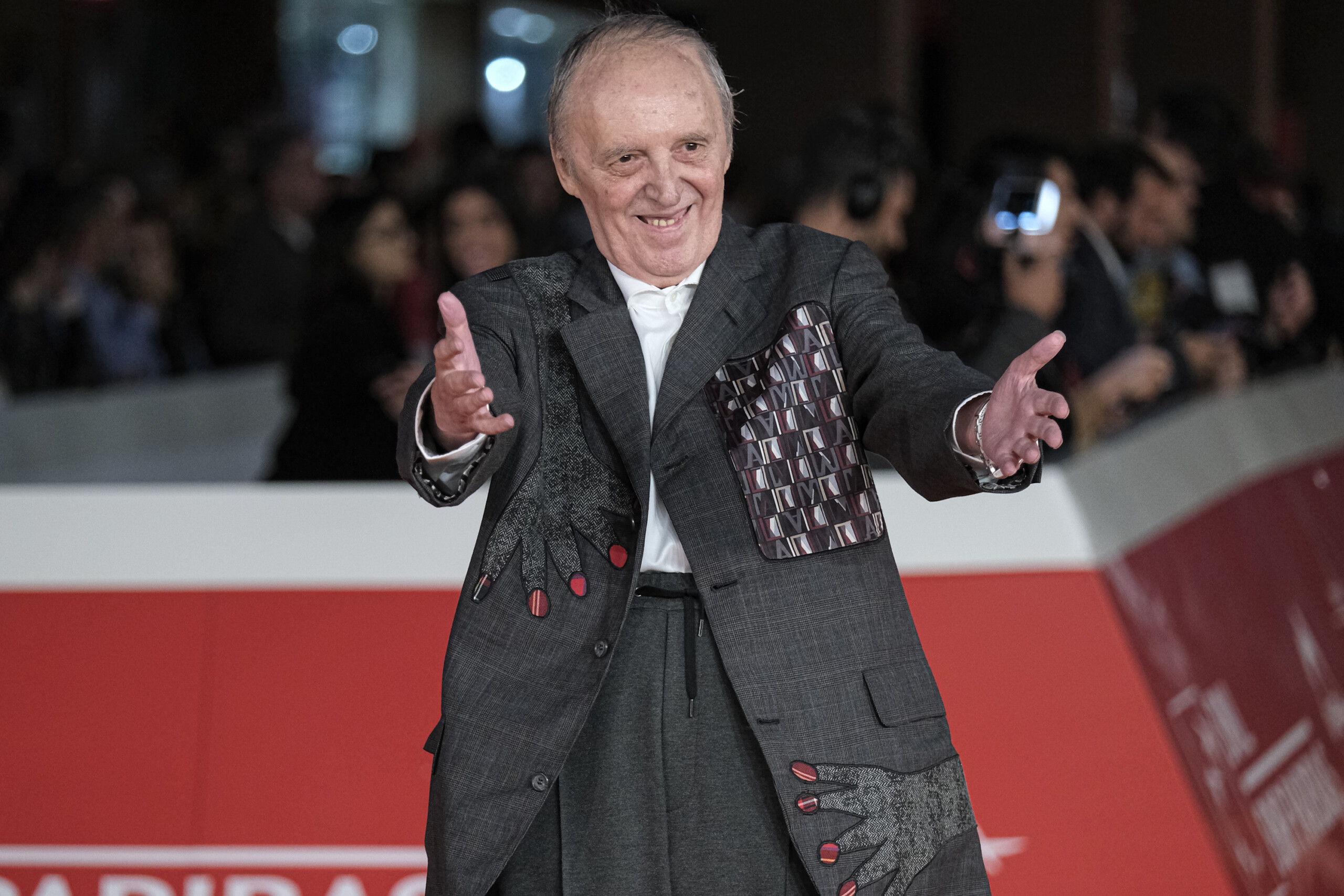 cinema dario argento hospitalized in ischia due to respiratory crisis scaled