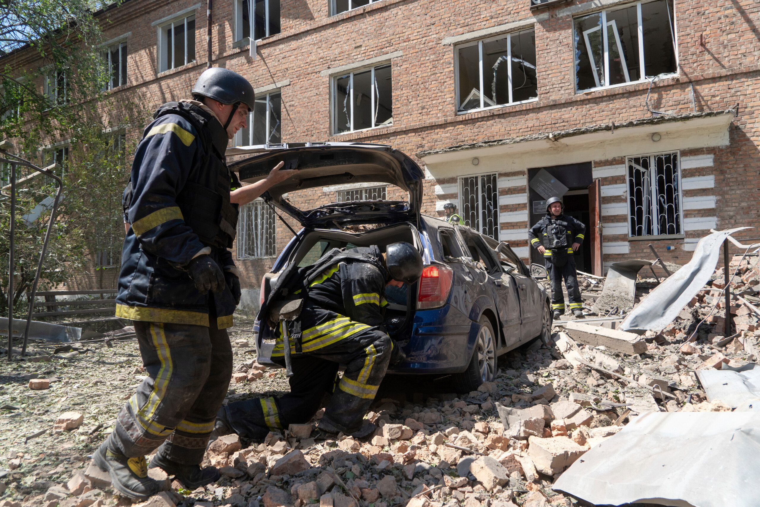 ukraine russian drone attack in kharkiv leaves three dead and 17 wounded scaled