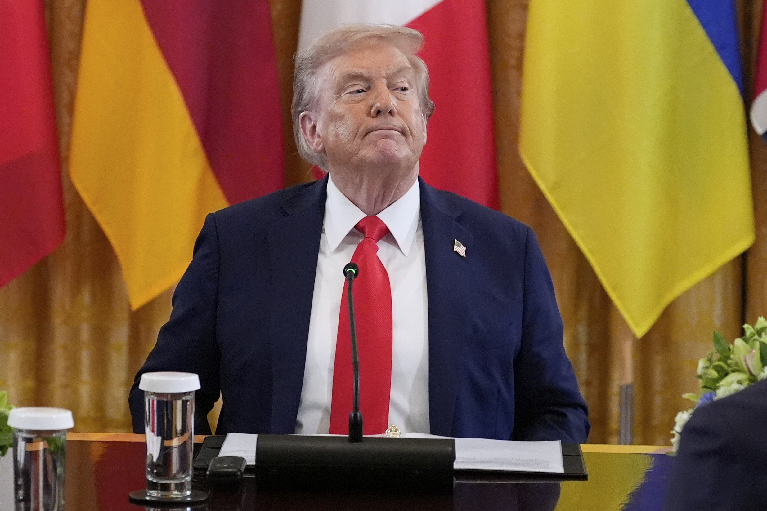 ukraine trump putin and zelensky are organising a meeting