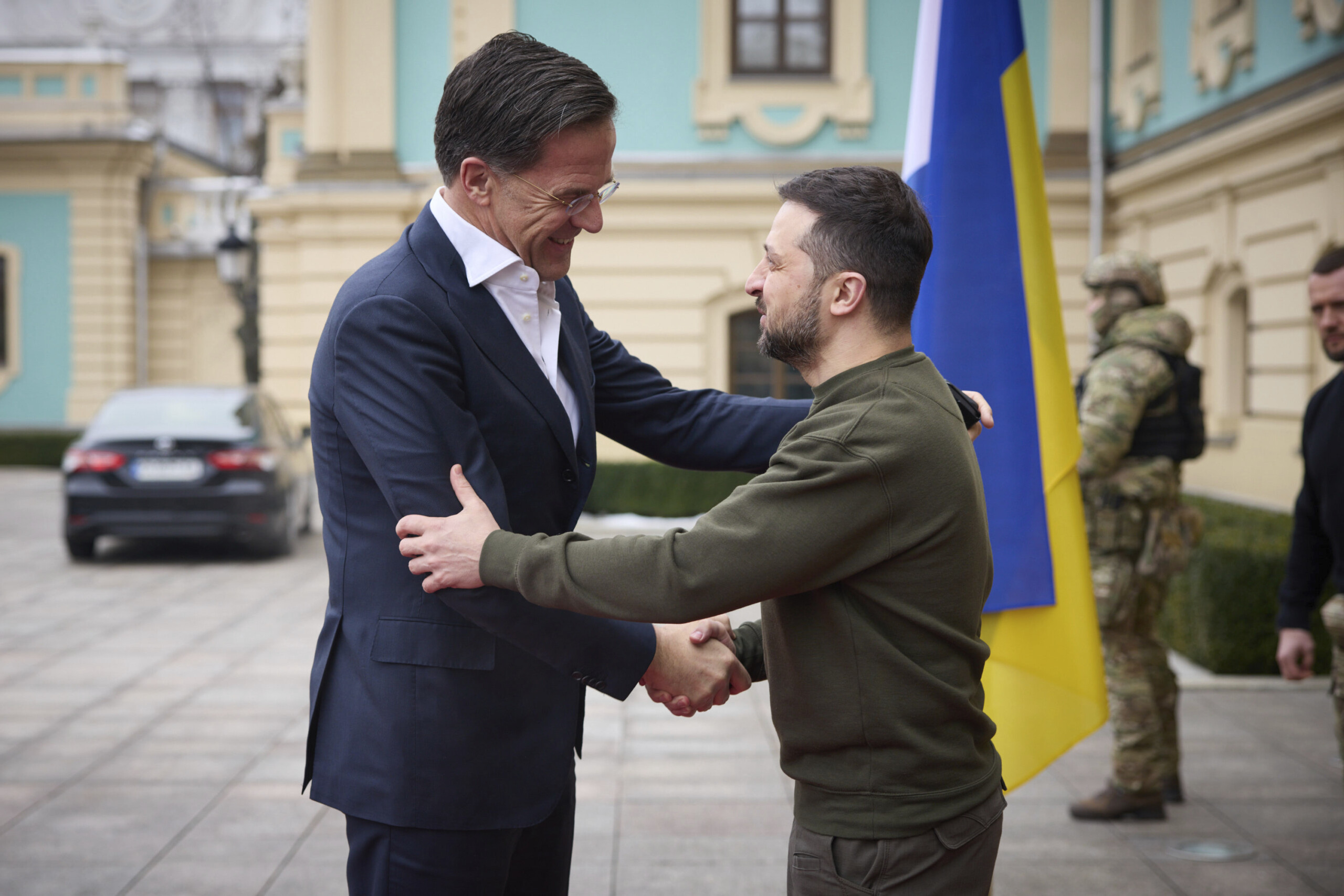 ukraine air alert in kiev during ruttes visit scaled