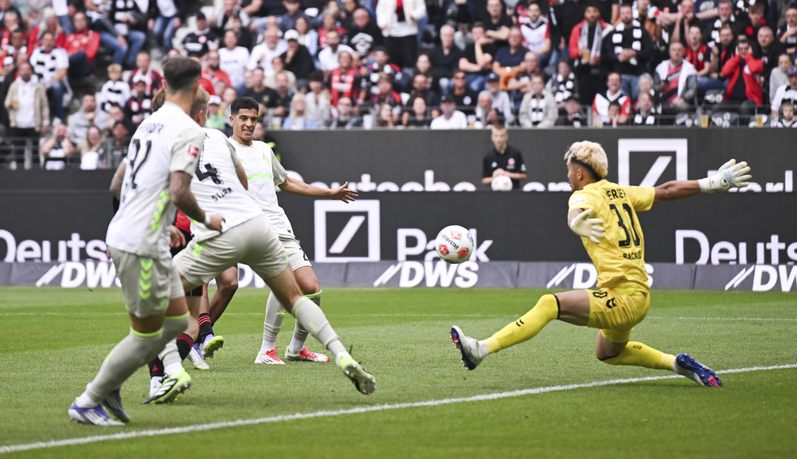 football bundesliga frankfurt scores four against bremen wolfsburg and hoffenheim win scaled