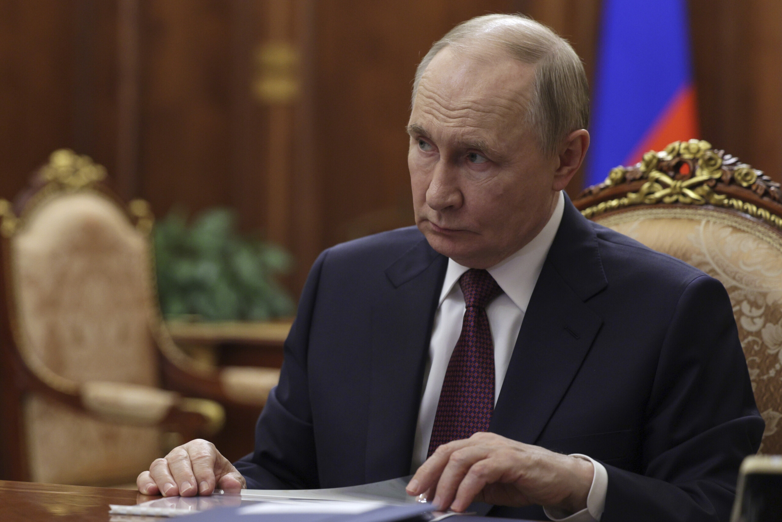 kremlin putin does not rule out meeting with zelensky scaled