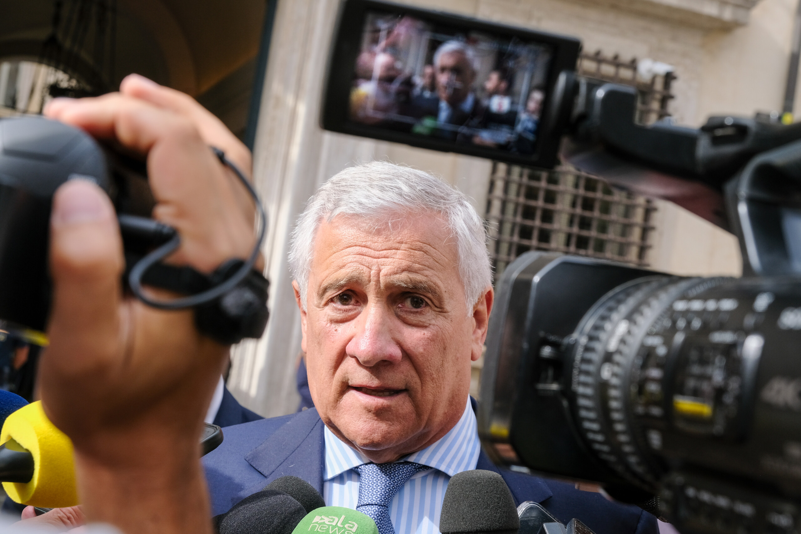 ukraine tajani financial sanctions against russia are needed scaled