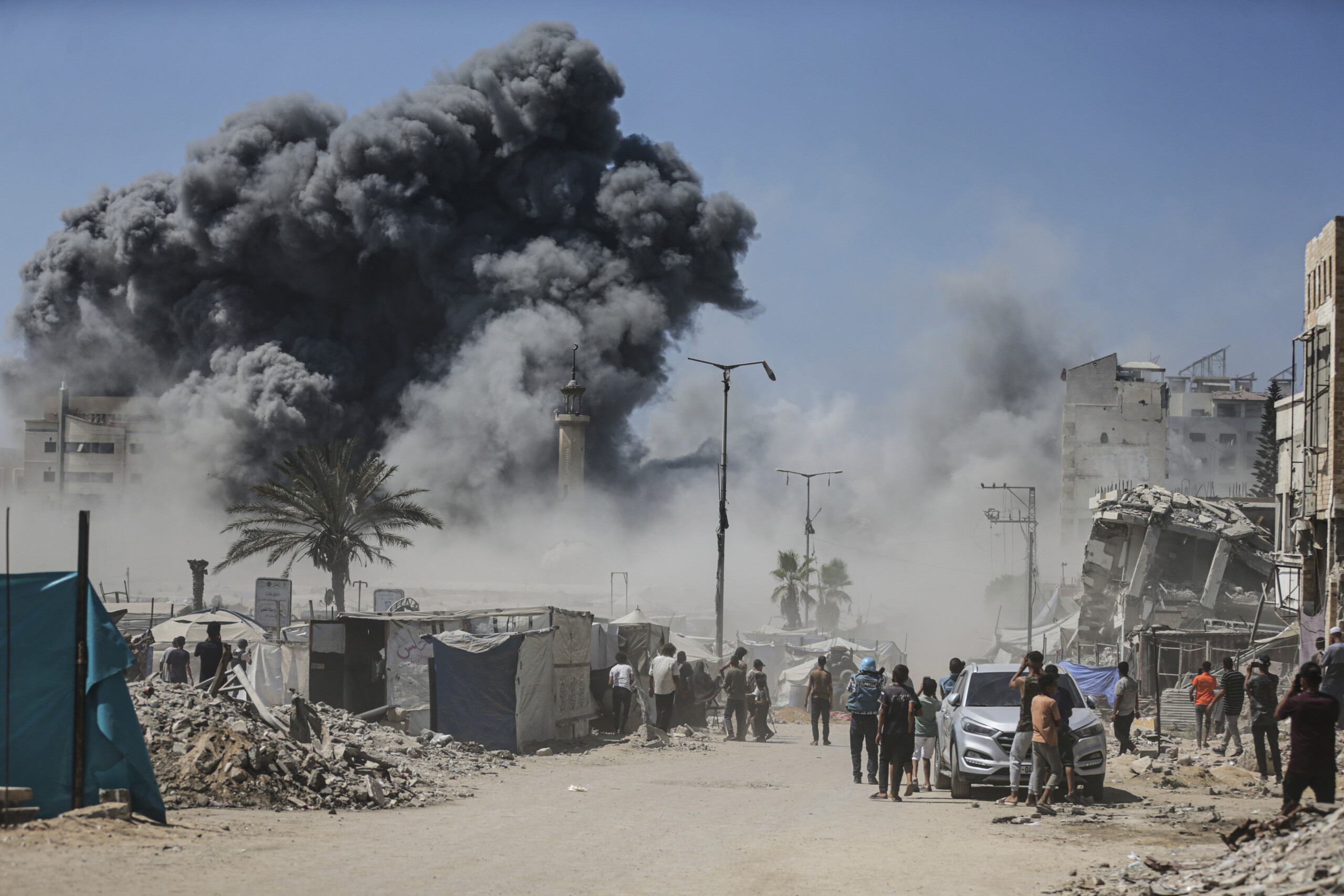 middle east al jazeera at least 10 dead in idf attacks in gaza city scaled