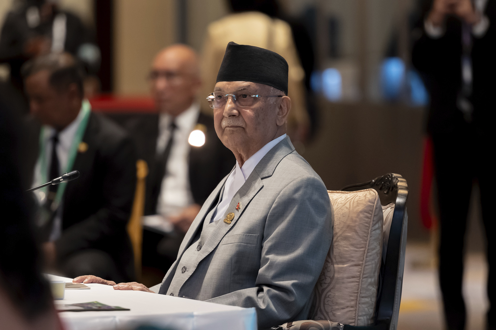 nepal prime minister resigns after violent protests