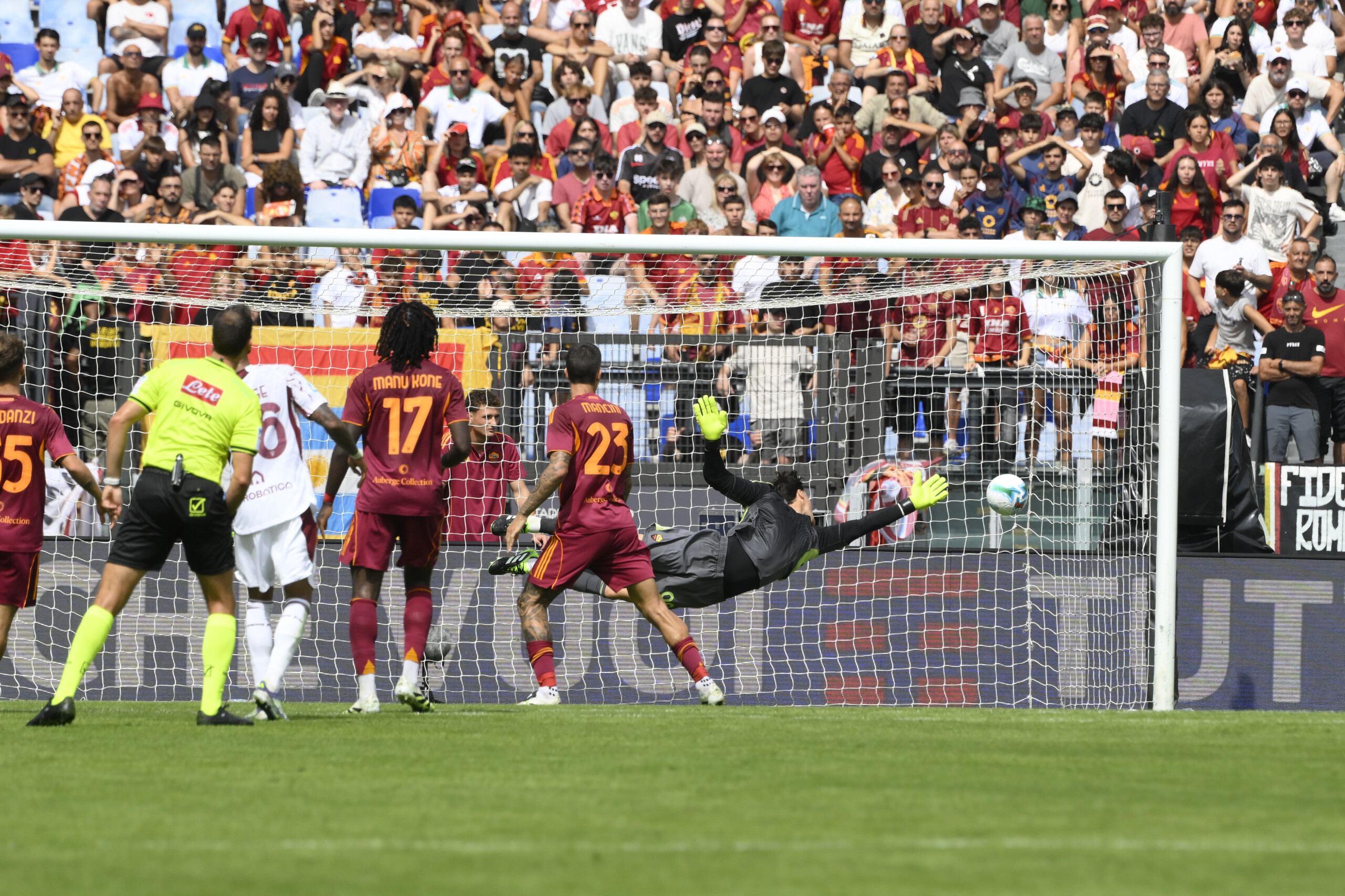 football serie a roma torino 0 1 simeone decides it scaled