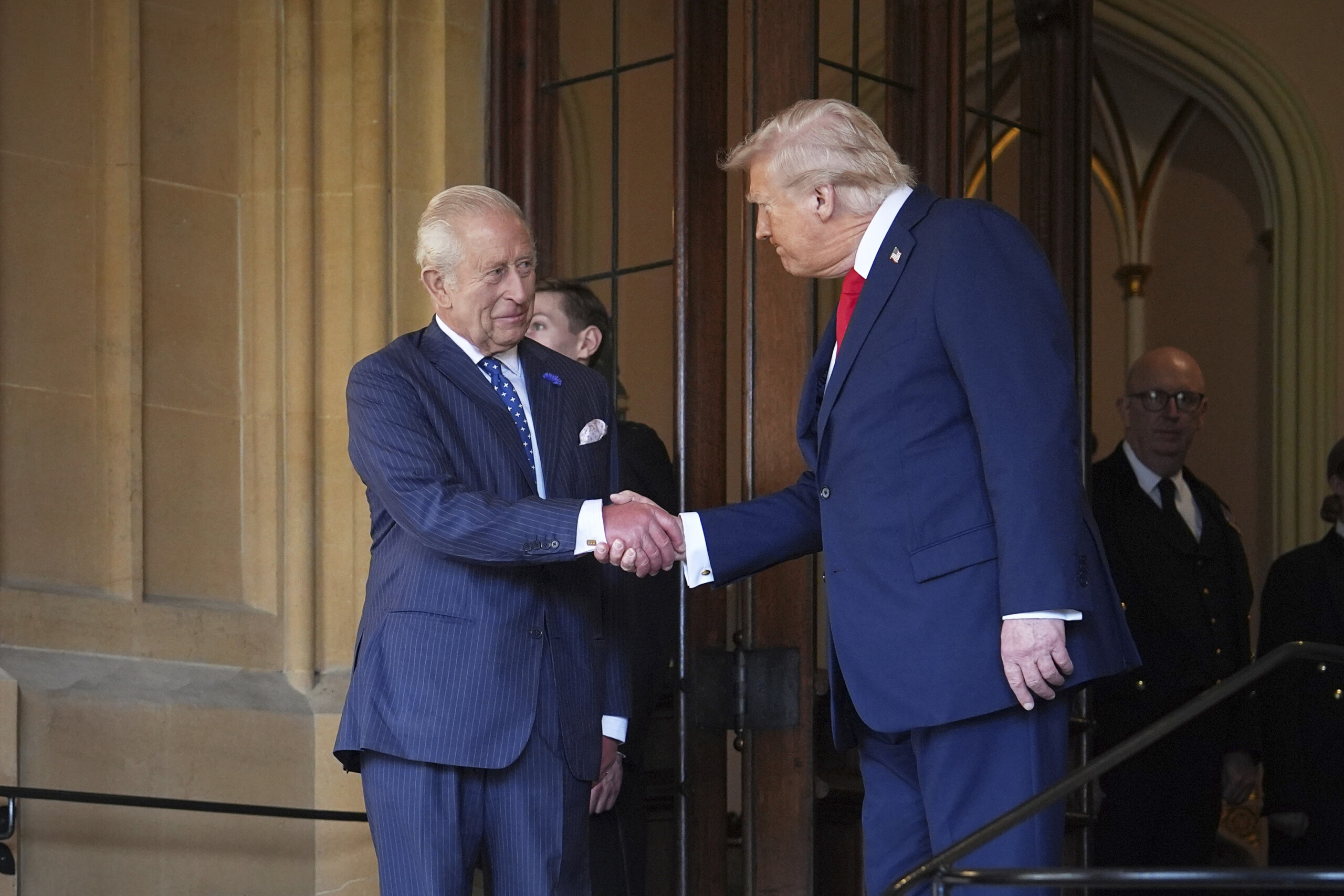 usa uk trump greets the royals and leaves windsor castle scaled