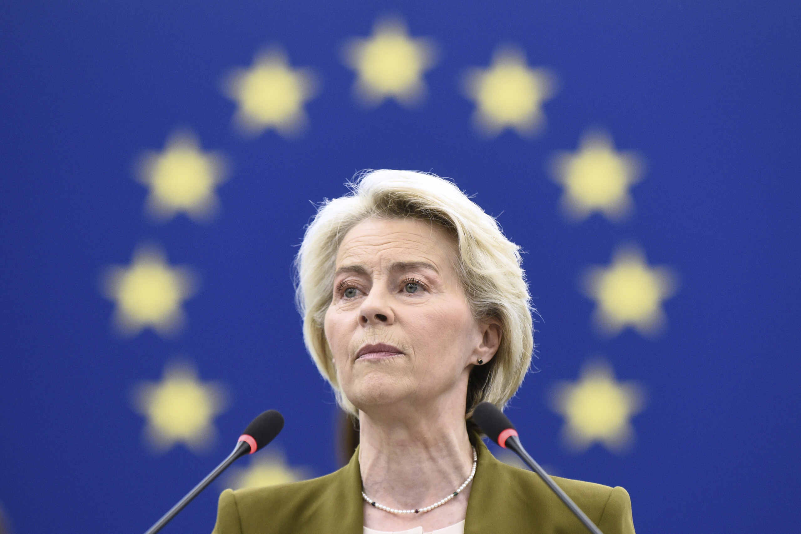 eu commission adopts 19th package of sanctions against russia scaled