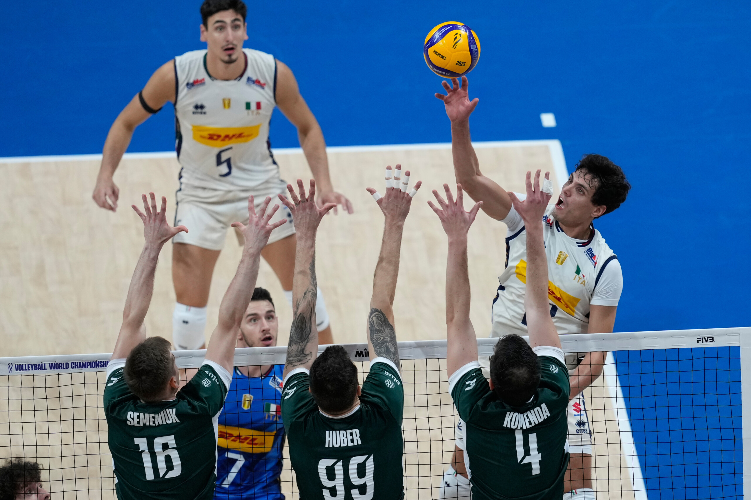 volleyball world cup italy beats poland 3 0 and advances to the final scaled