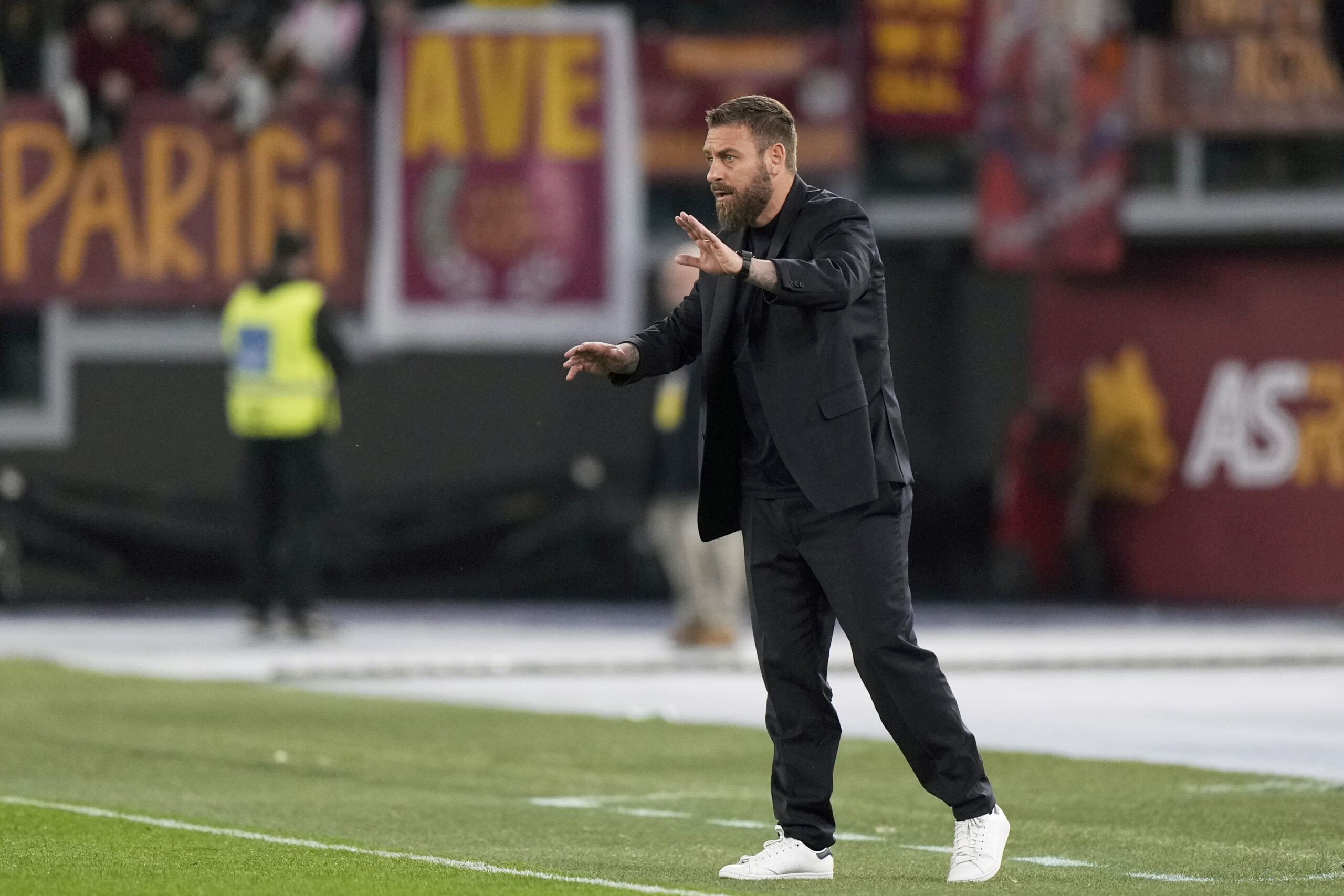 football roma and de rossi agree to terminate contract scaled