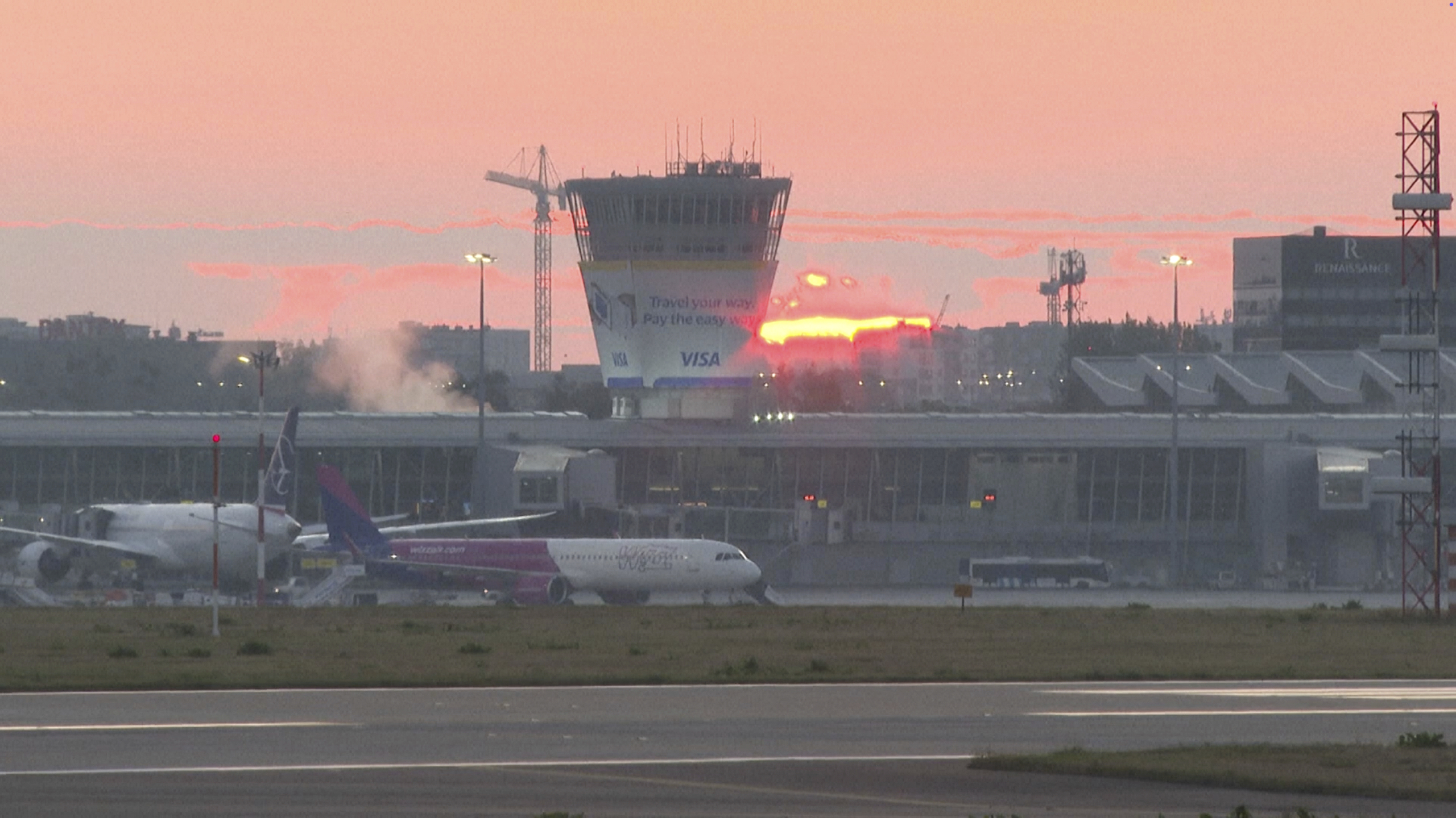 munich drone alert at airport flights suspended overnight