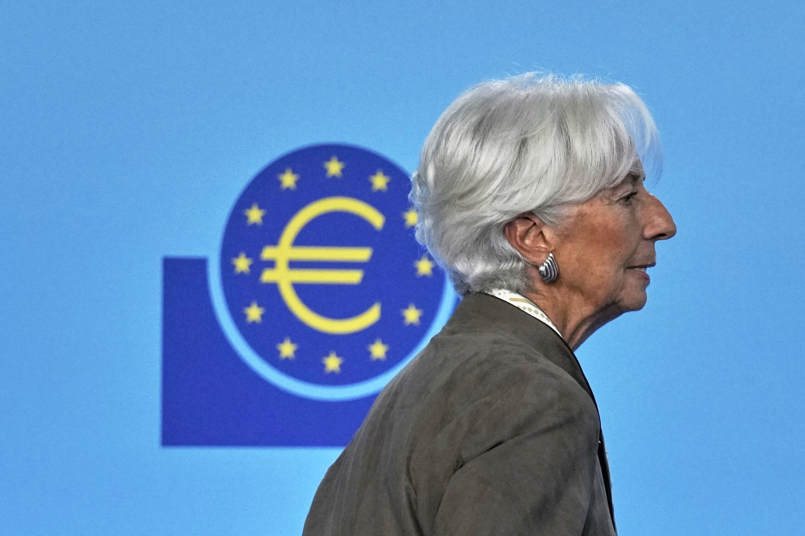 ecb lagarde negative factors for growth set to ease in 2026 scaled