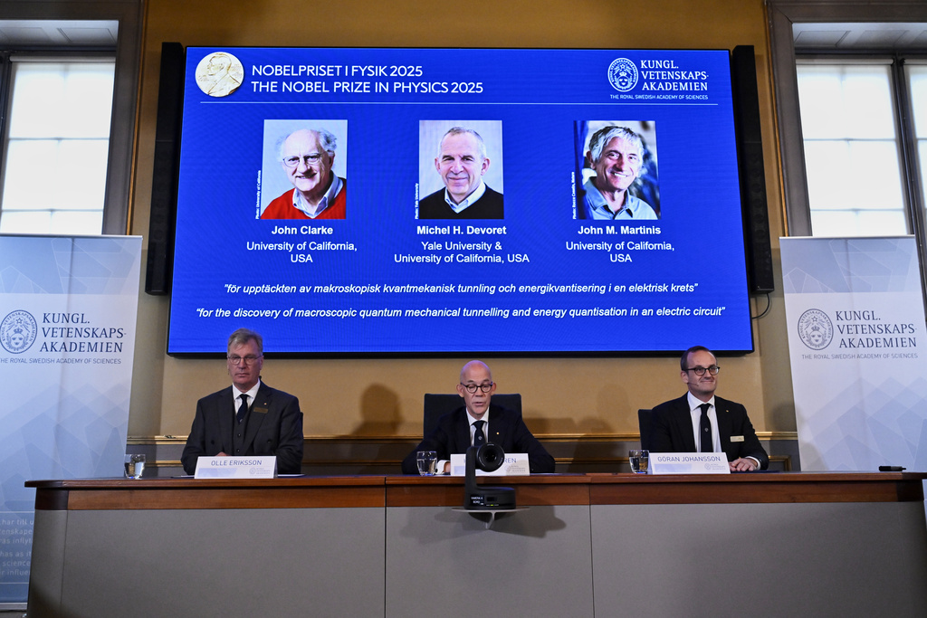 nobel prize in physics awarded to john clarke michel h devoret and john m martinis