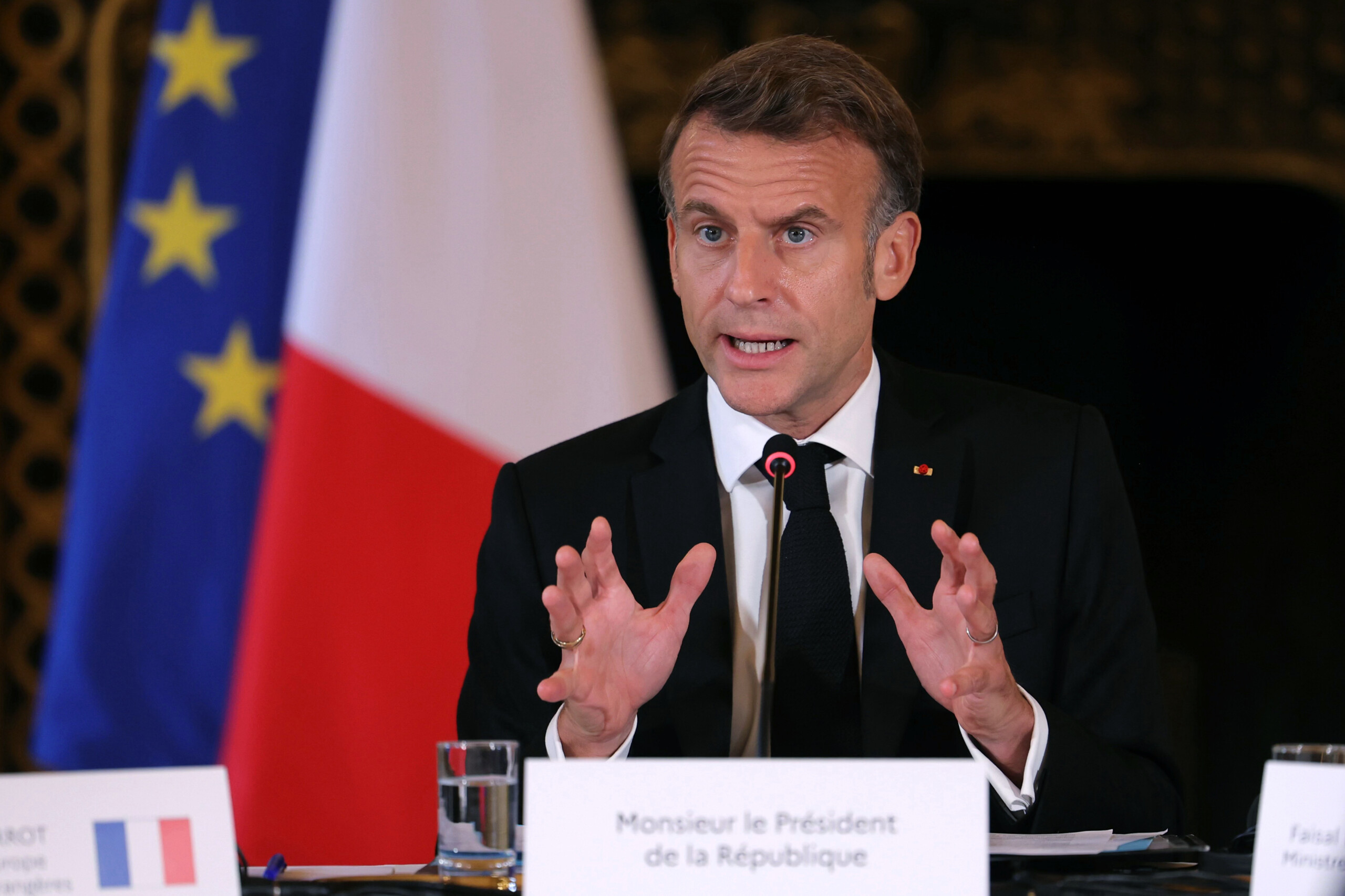 france macrons staff compromise to avoid dissolution is possible scaled