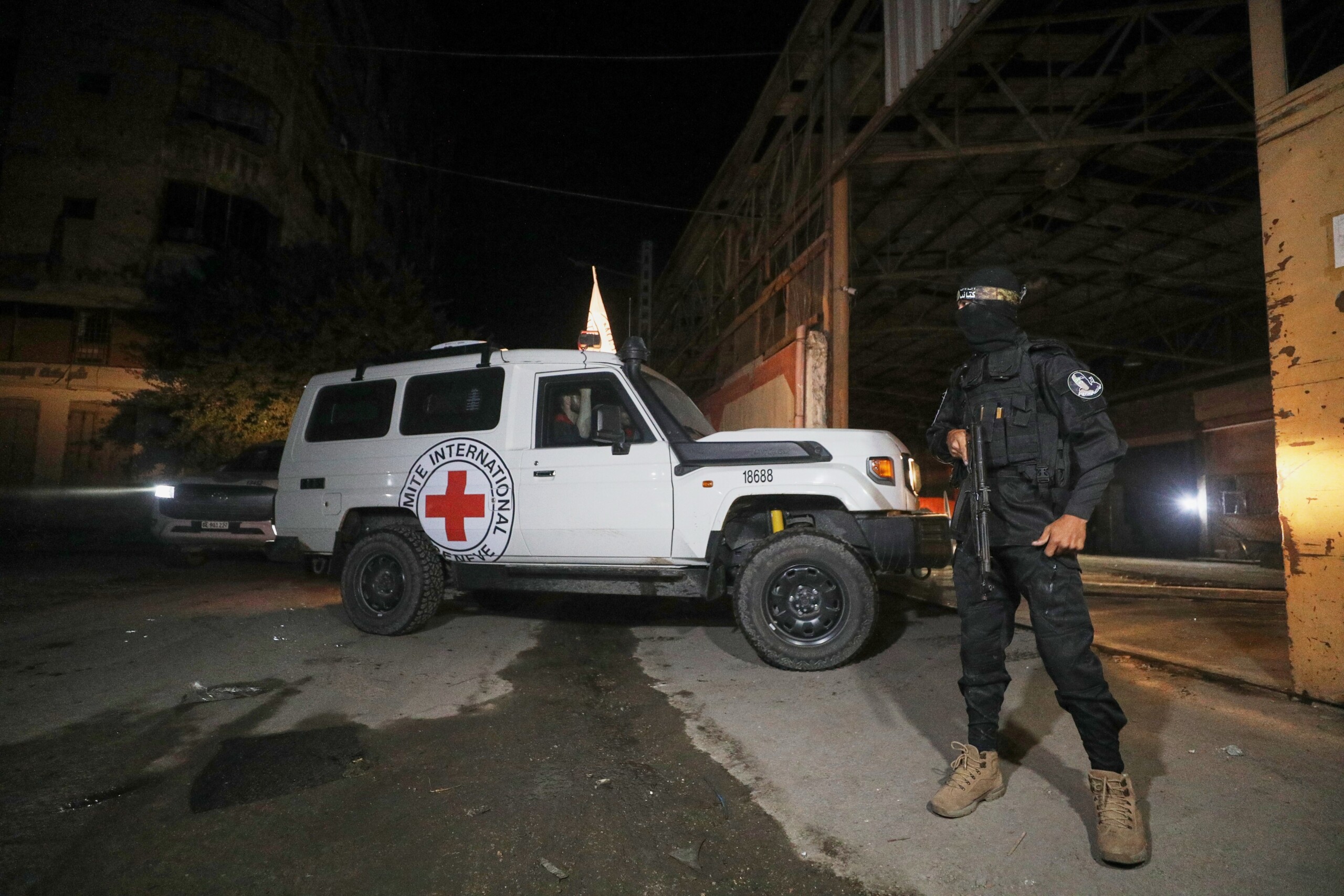 gaza hamas has handed over four bodies to the red cross scaled