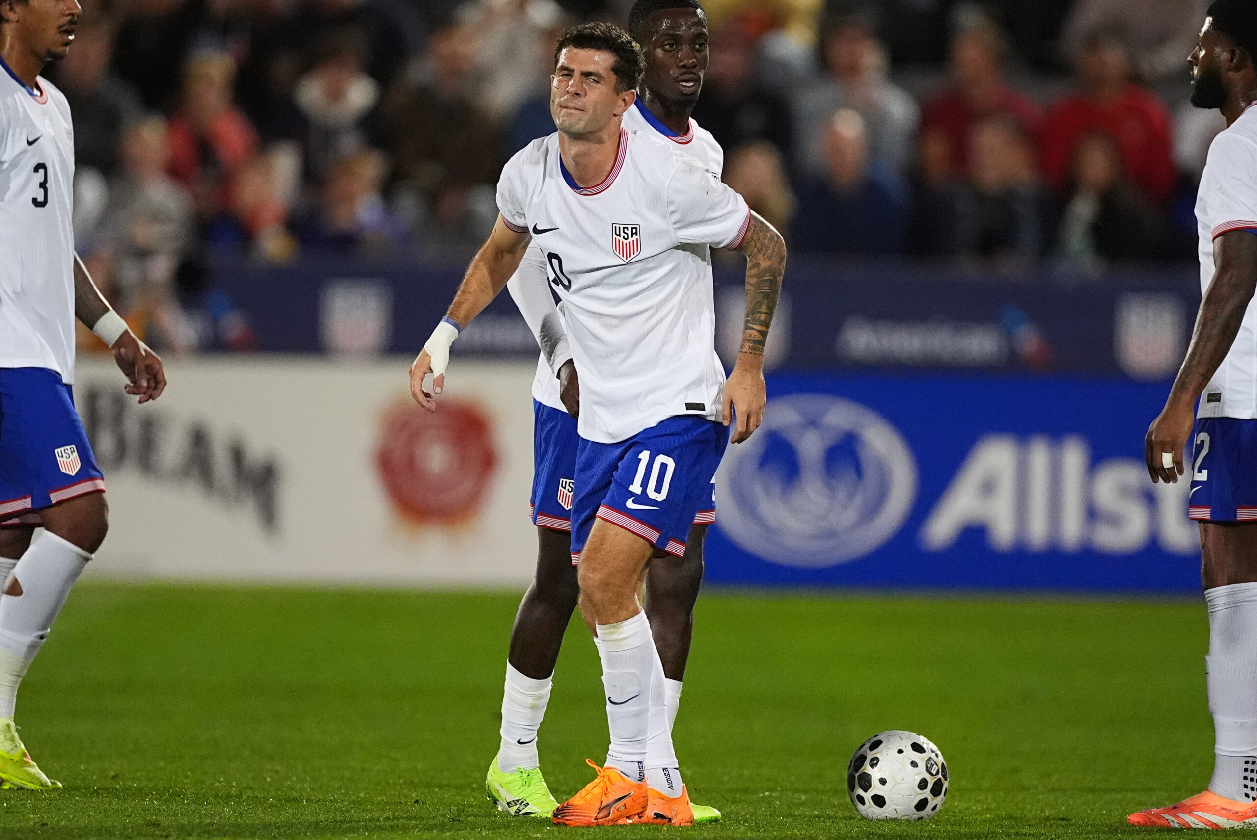 football milan pulisic has low grade right hamstring injury scaled