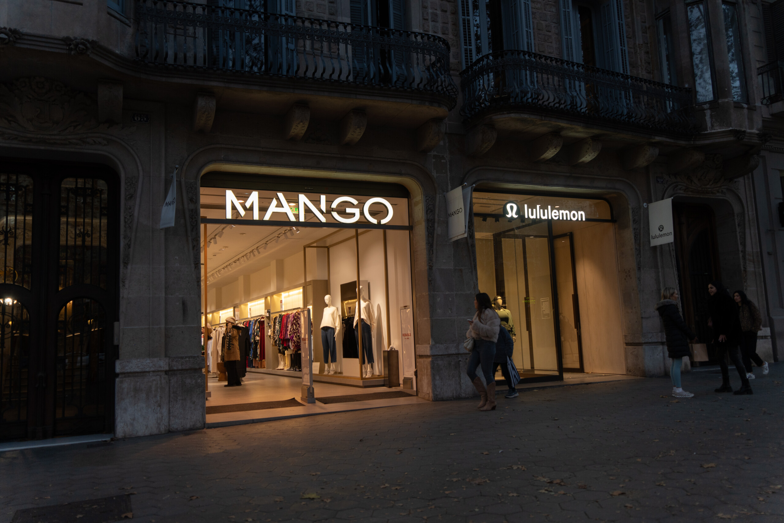 spain mango founder dies son under investigation scaled