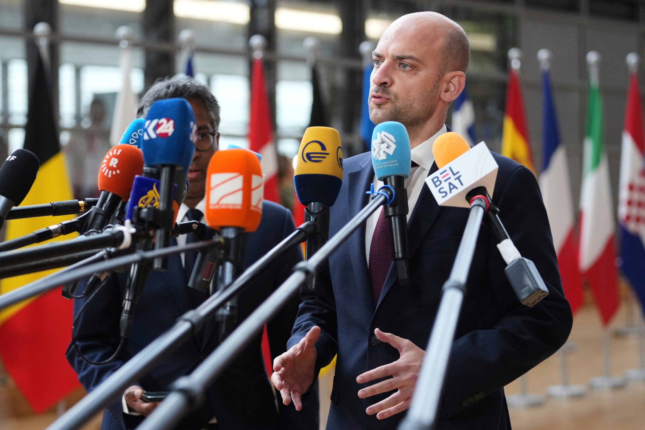 ukraine france putin in the eu only if he brings about a ceasefire scaled