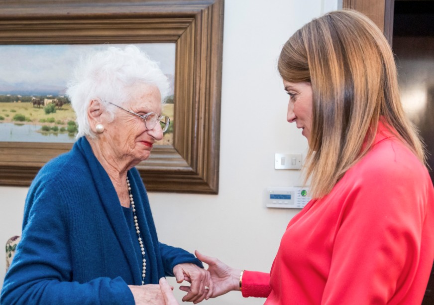 EU, Metsola visits Liliana Segre: “Her voice carries the weight of history” 1 eu metsola visits liliana segre her voice carries the weight of history