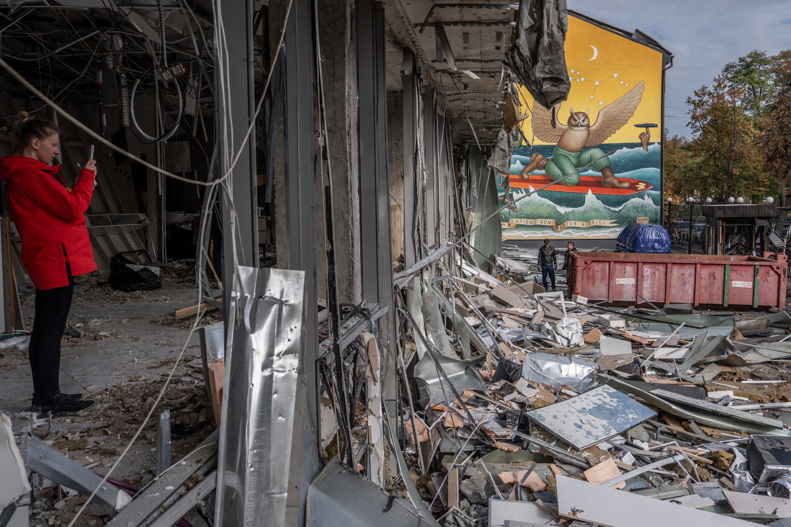 ukraine kiev claims russia struck a residential block in kherson killing two people scaled