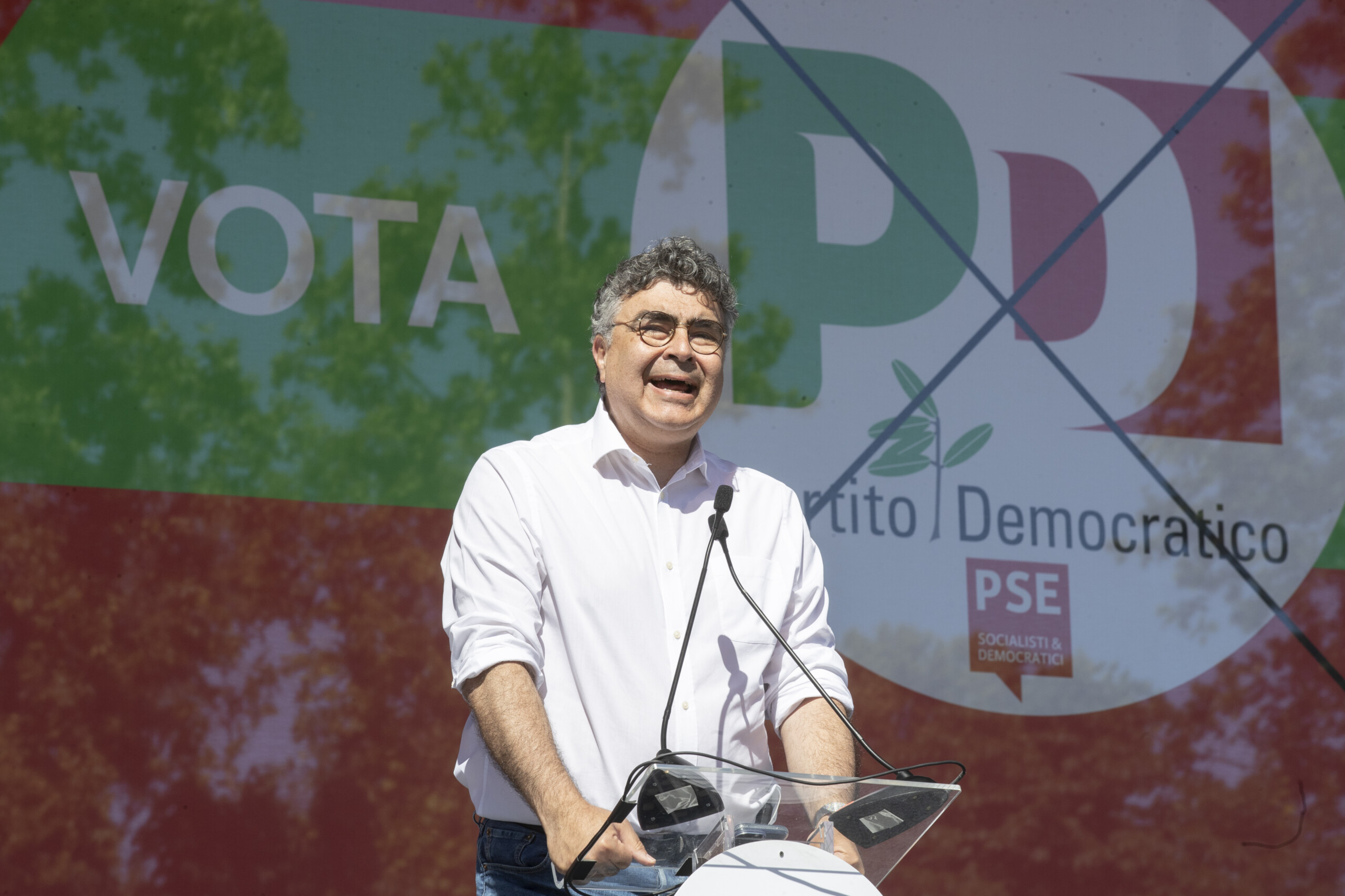 Fiano: ‘Among young people, the P38 gesture was a shock.’ 1 fiano among young people the p38 gesture was a shock scaled