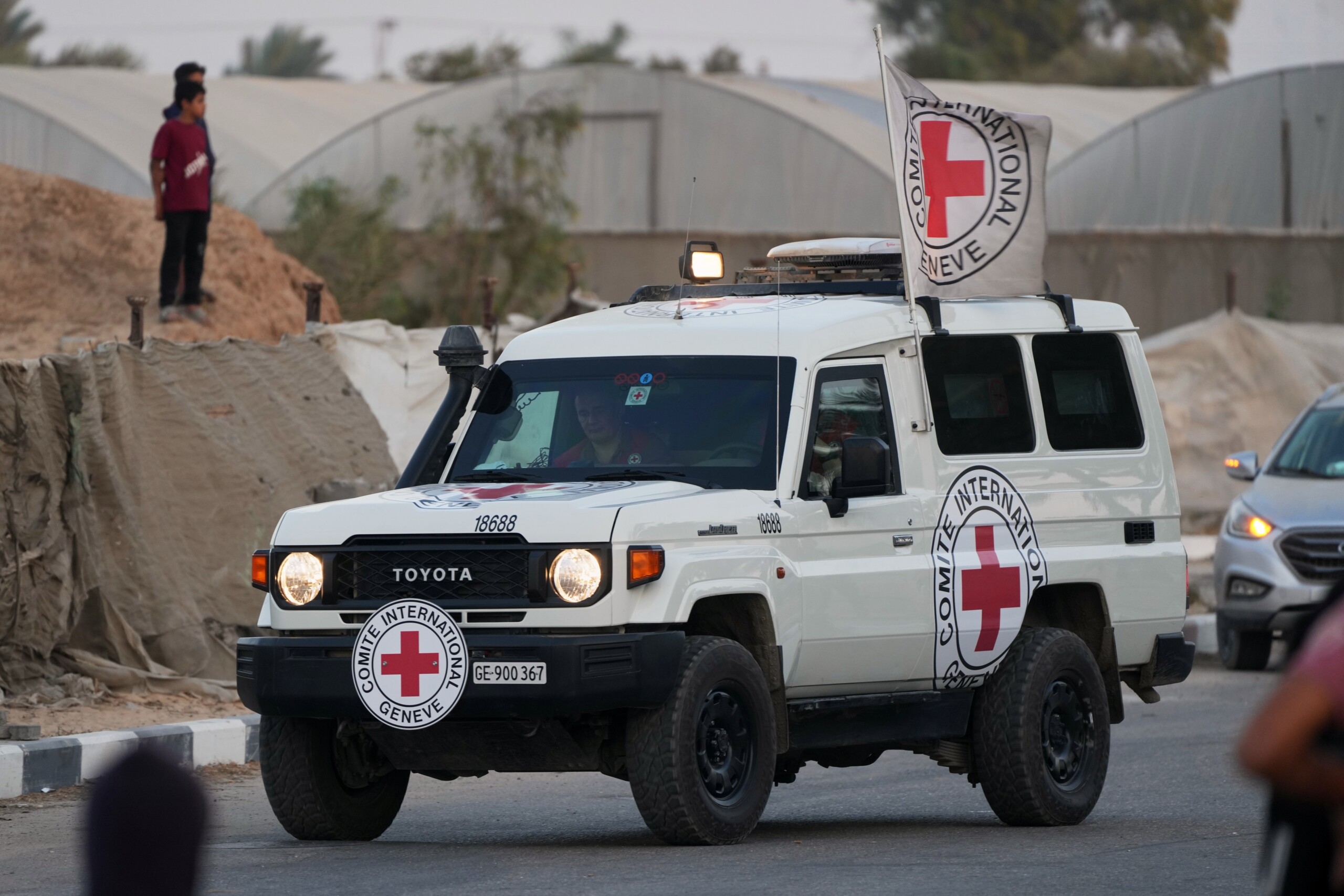 Gaza, IDF: Hamas handed over hostage’s body to the Red Cross 1 gaza idf hamas handed over hostages body to the red cross scaled