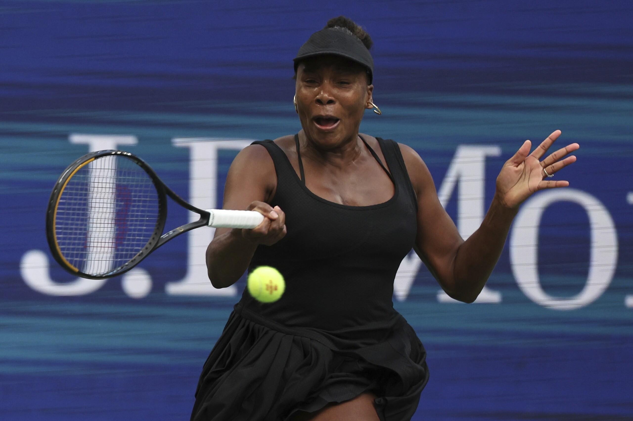 Tennis: Venus Williams, aged 45, takes to the court at the WTA tournament in Auckland 1 tennis venus williams aged 45 takes to the court at the wta tournament in auckland scaled