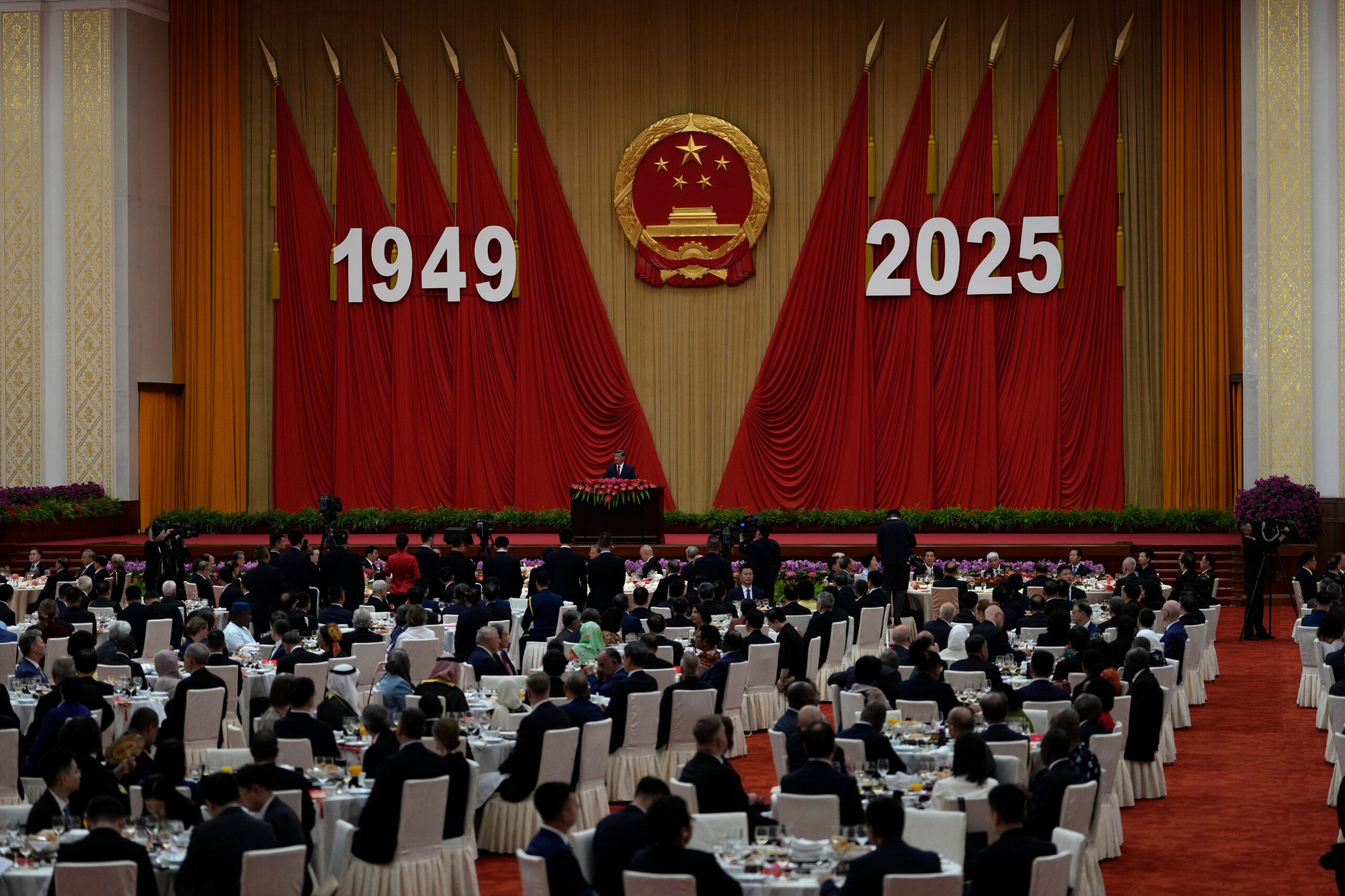 China, CNN: "Beijing engaged in a new arms race" 1 china cnn beijing engaged in a new arms race scaled