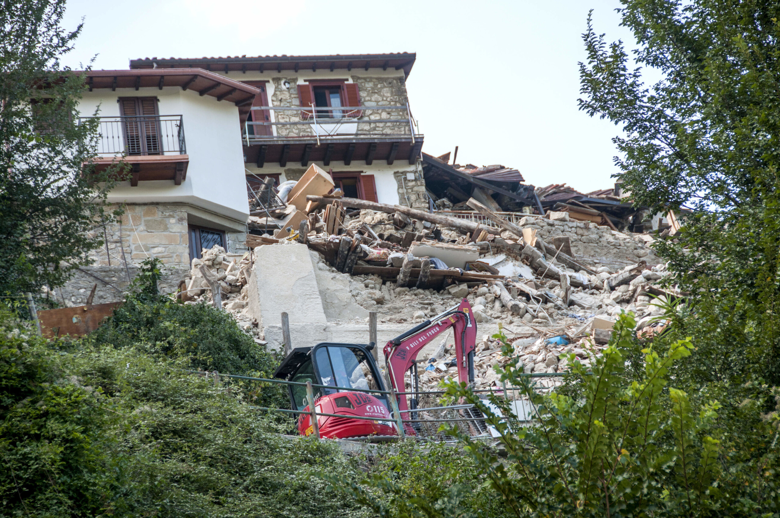 amatrice earthquake former accumuli mayor convicted on appeal for bell tower collapse scaled