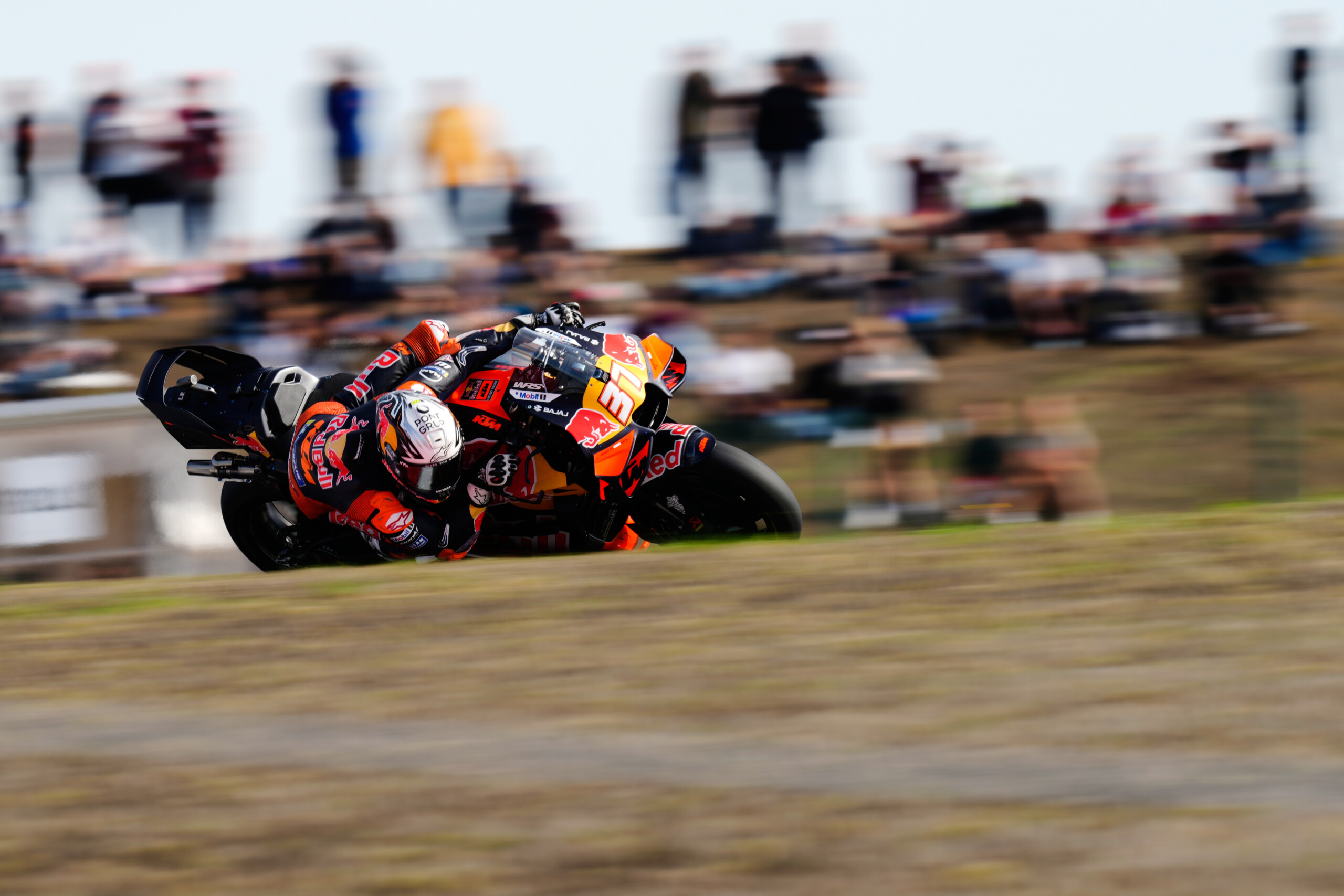 motogp valencia gp acosta fastest in pre qualifying bagnaia in q1 scaled