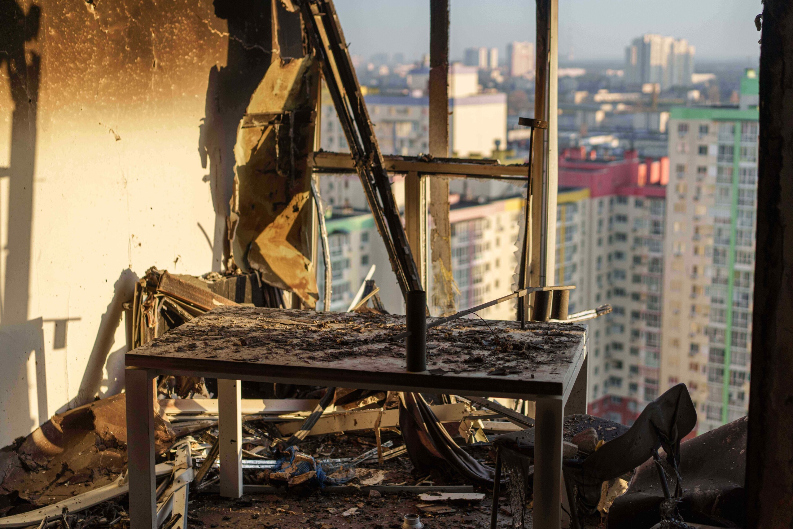 Ukraine: Kiev, road connecting Selidove and Pokrovsk destroyed 1 ukraine kiev road connecting selidove and pokrovsk destroyed scaled