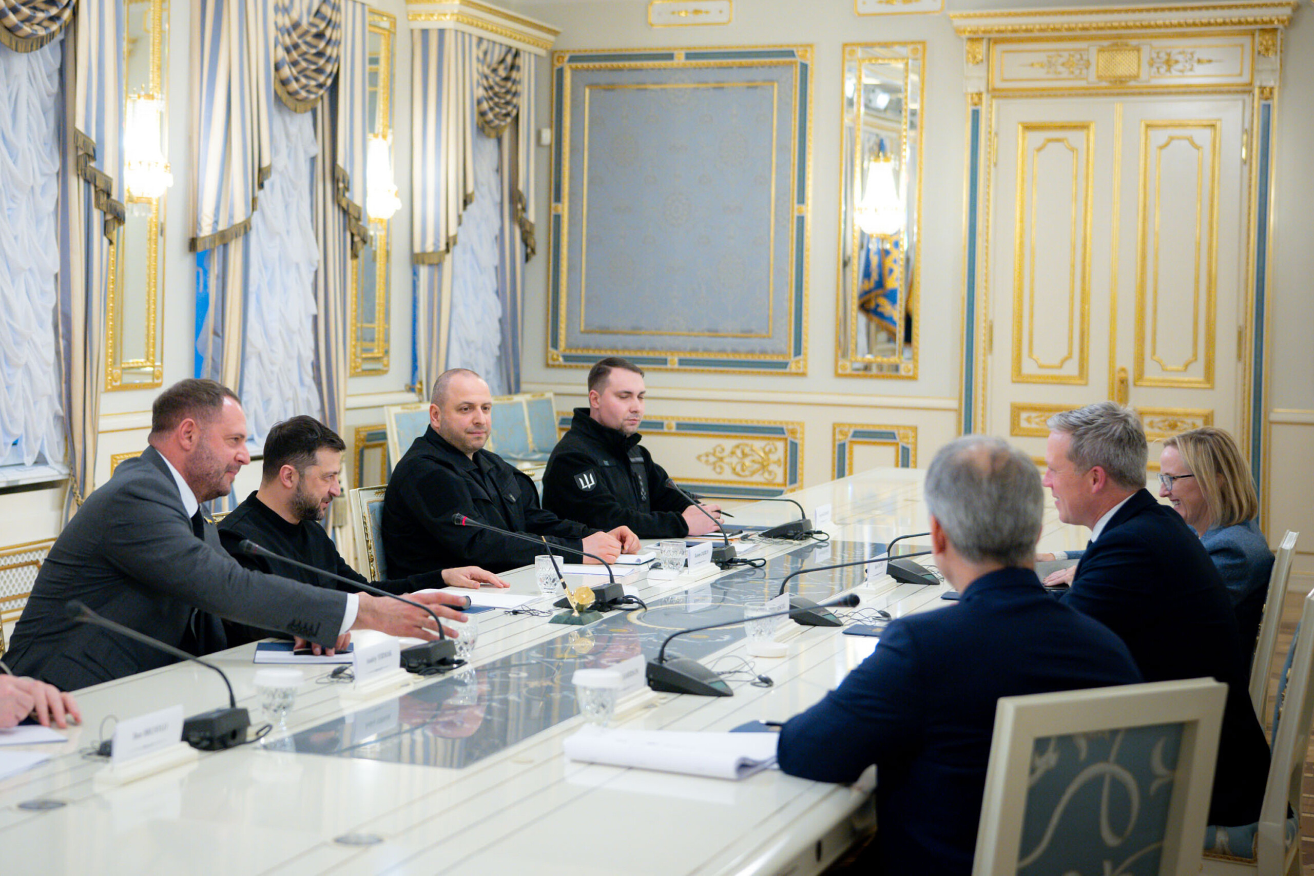 ukraine zelensky we want a dignified peace scaled