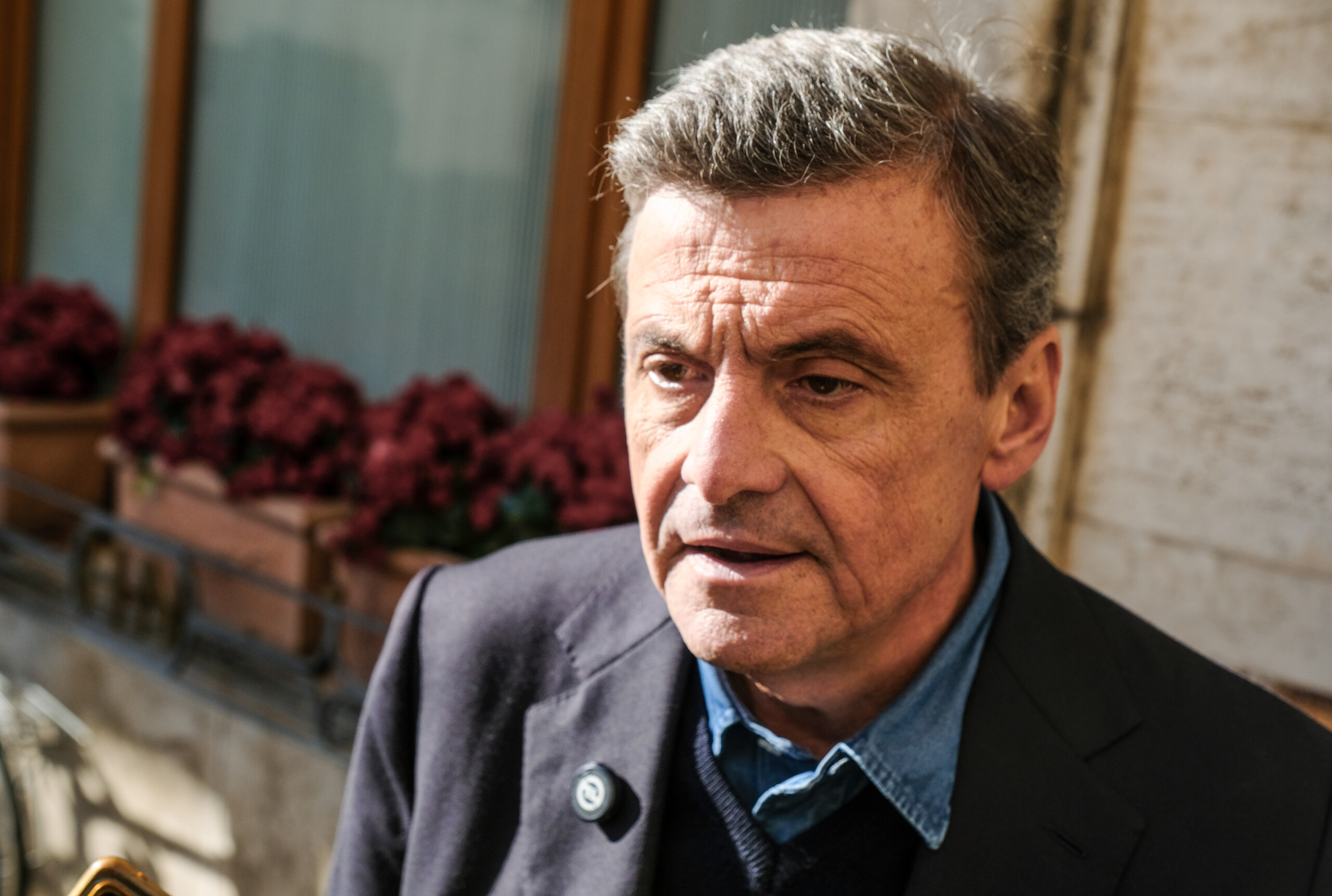 ukraine calenda plan sells kiev and eu meloni should not become pro putin scaled