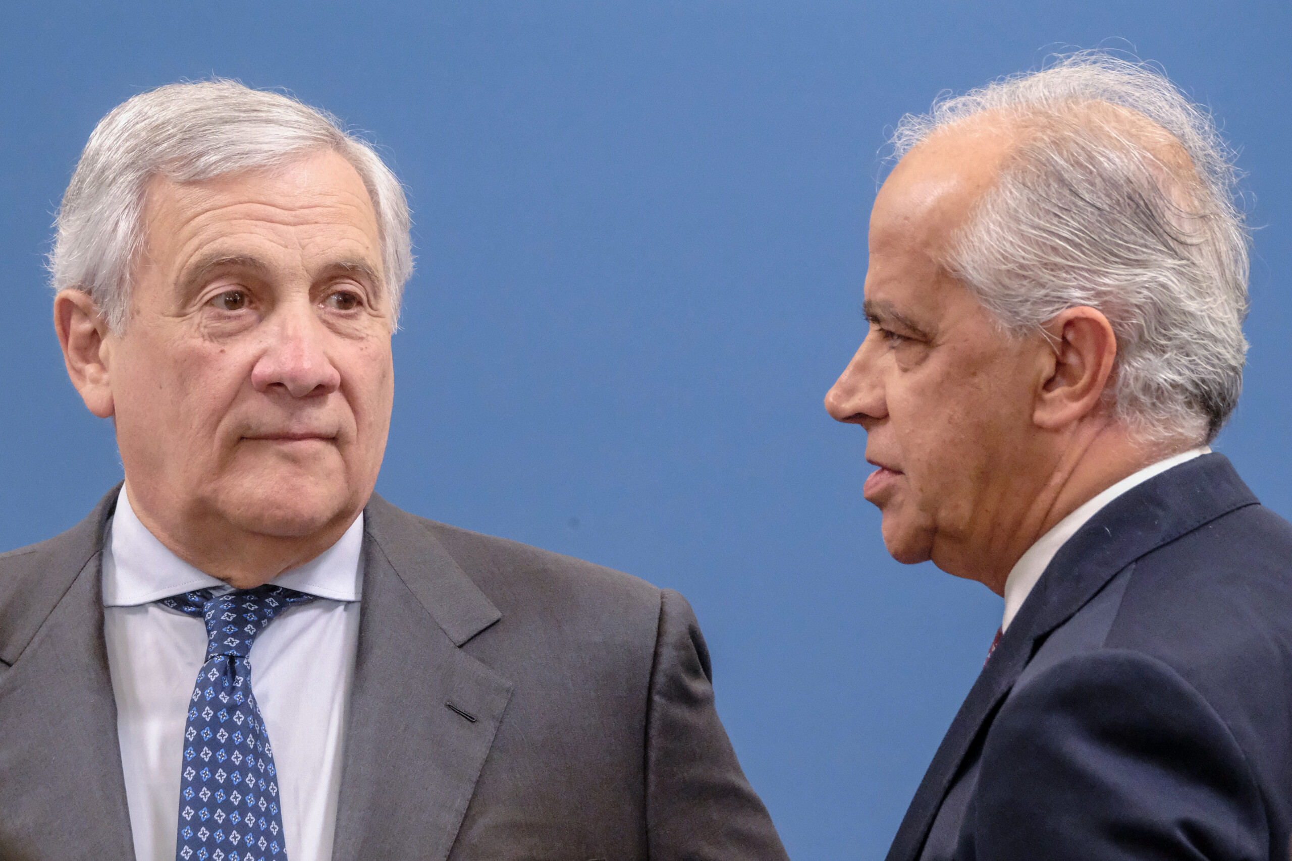 ukraine tajani no agreement possible without the eu and kiev scaled