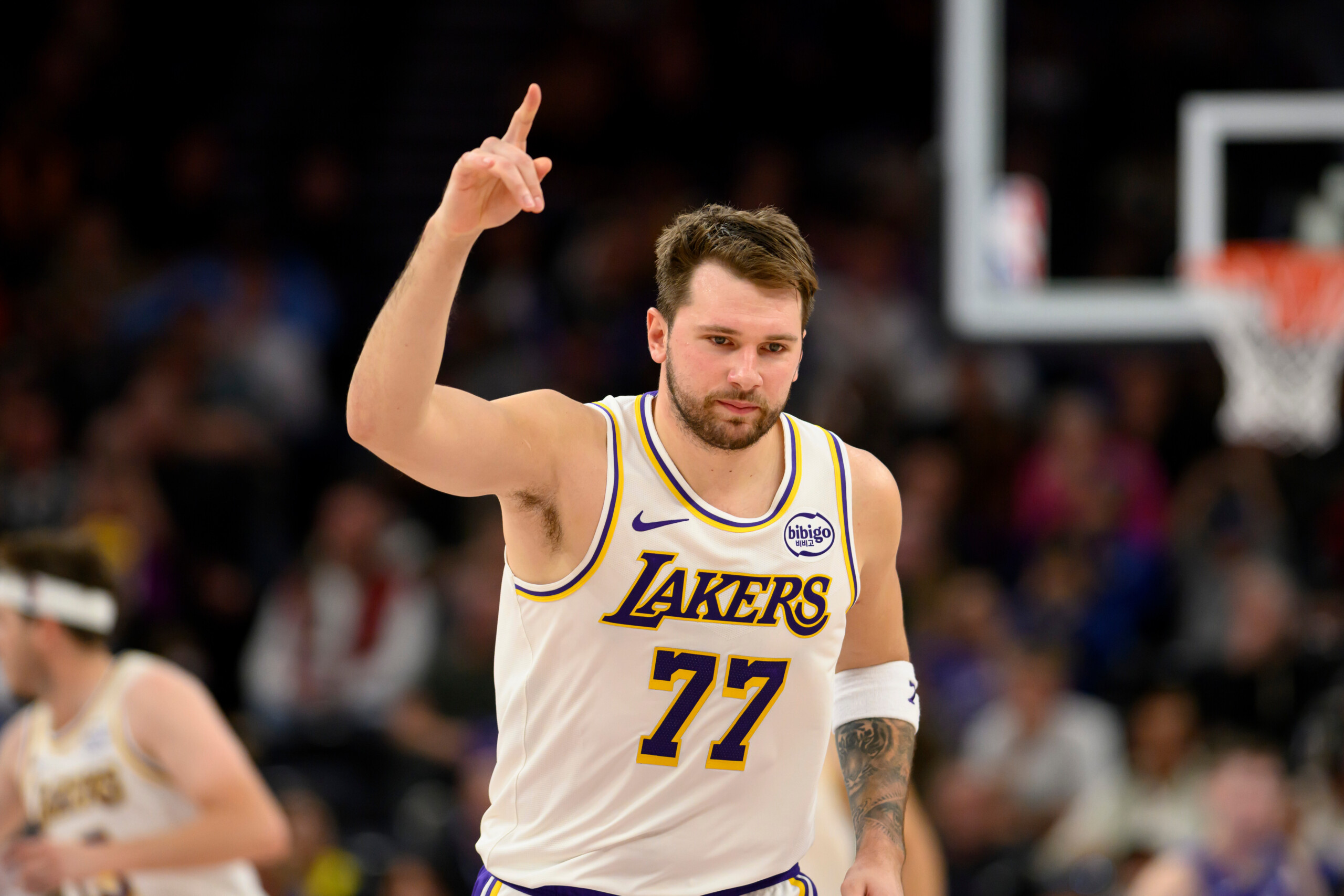 nba doncic pushes the lakers against the jazz miami wins but fontecchio fails to shine scaled