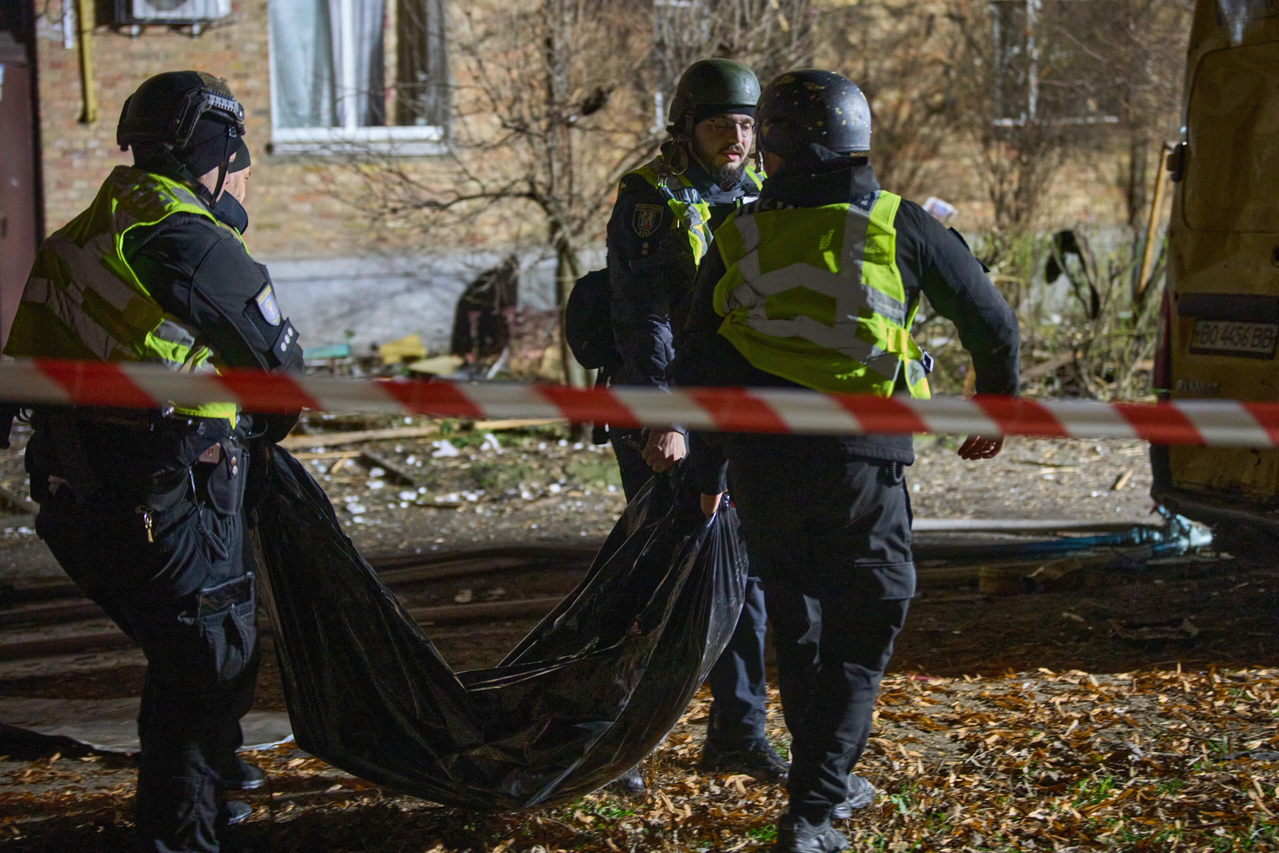 Ukraine: Kiev, over 600,000 people without electricity after Russian raids 1 ukraine kiev over 600000 people without electricity after russian raids scaled