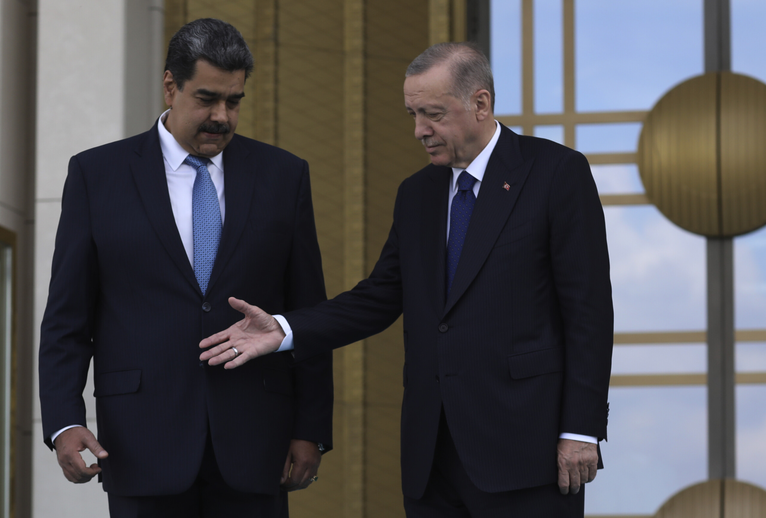 Venezuela, Erdogan speaks with Maduro: “Keep dialogue channels with the US open” 1 venezuela erdogan speaks with maduro keep dialogue channels with the us open scaled
