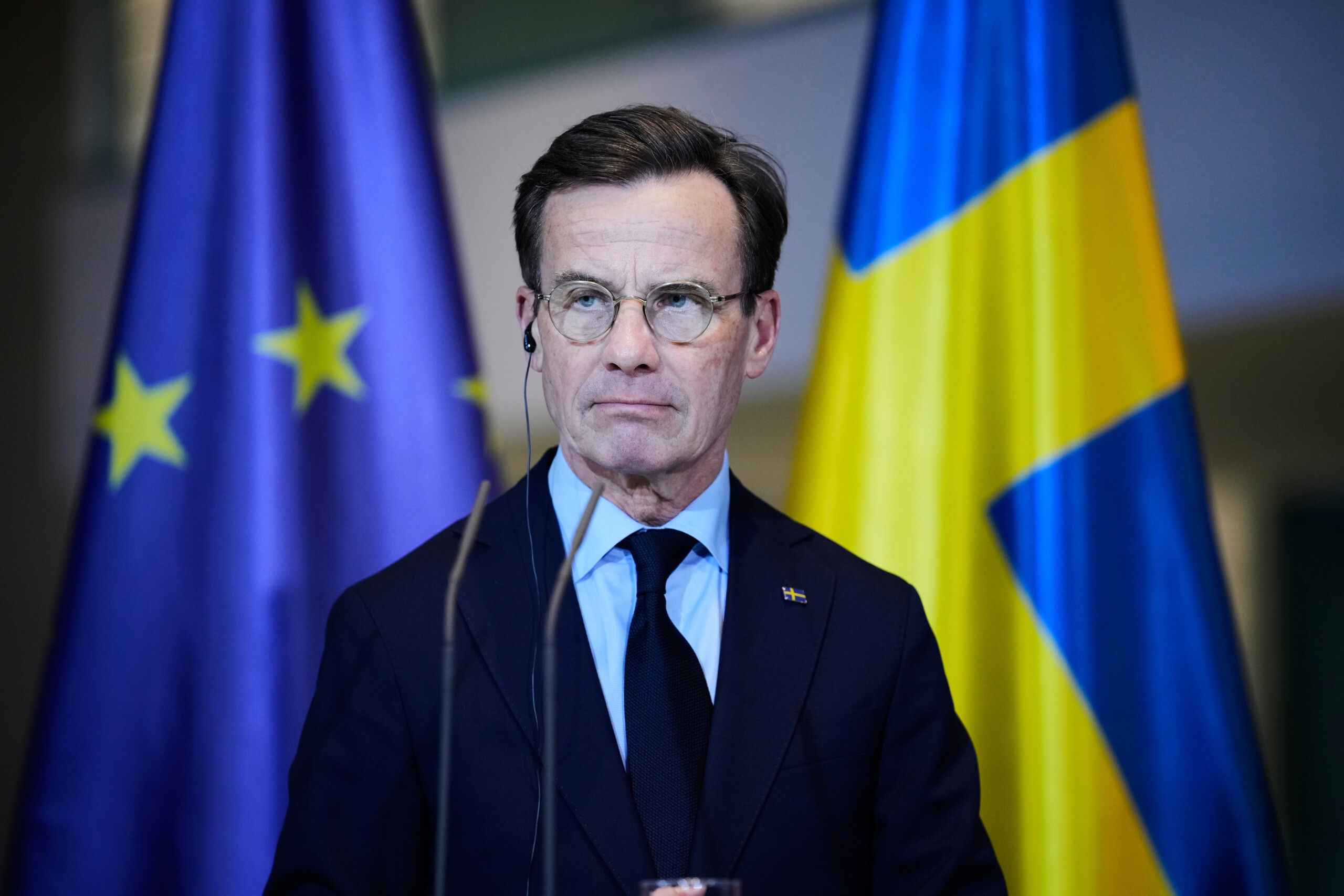 ukraine swedish prime minister move quickly on proposal to use russian assets scaled