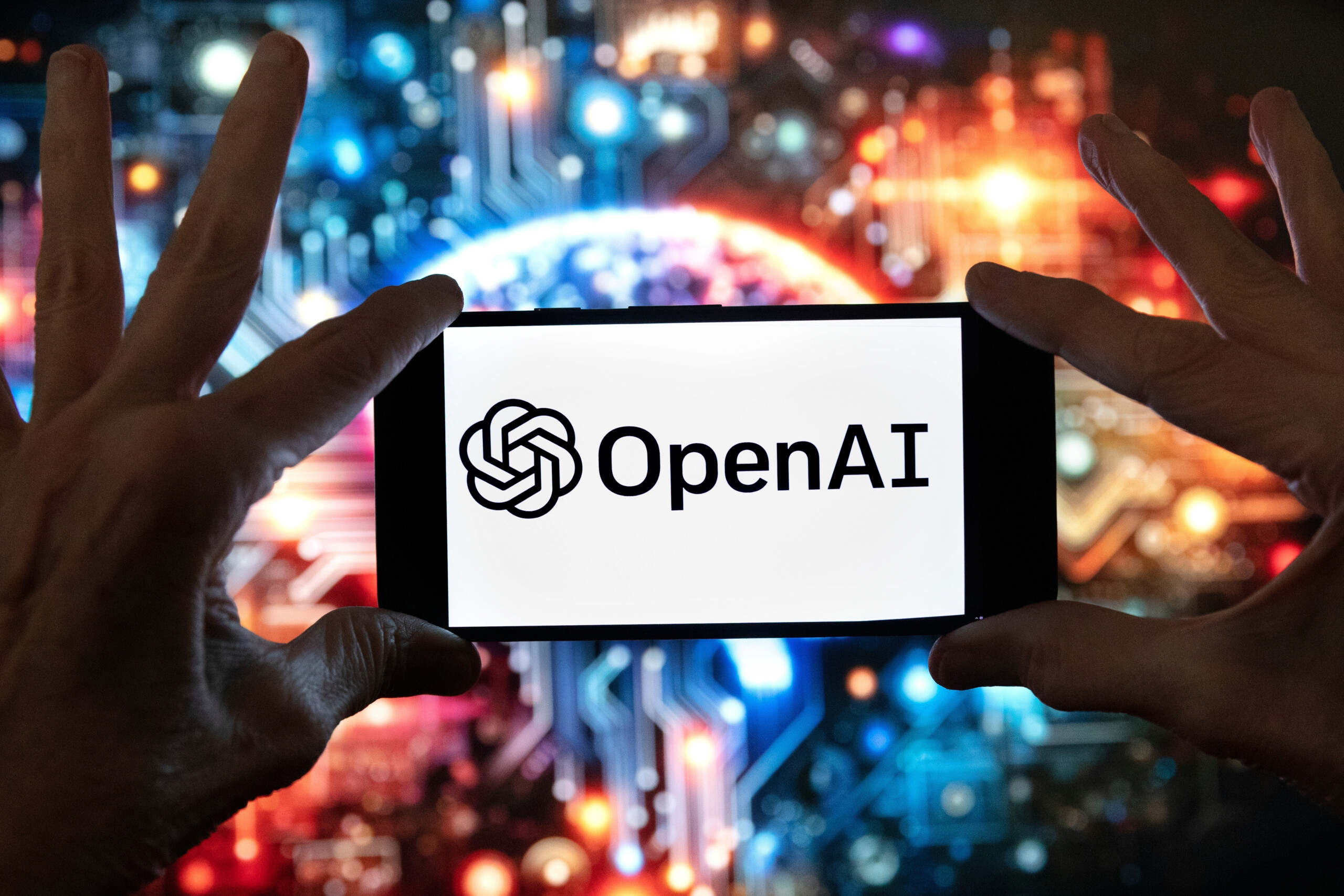 Disney: invests $1 billion in OpenAI, licenses characters for Sora 1 disney invests 1 billion in openai licenses characters for sora scaled