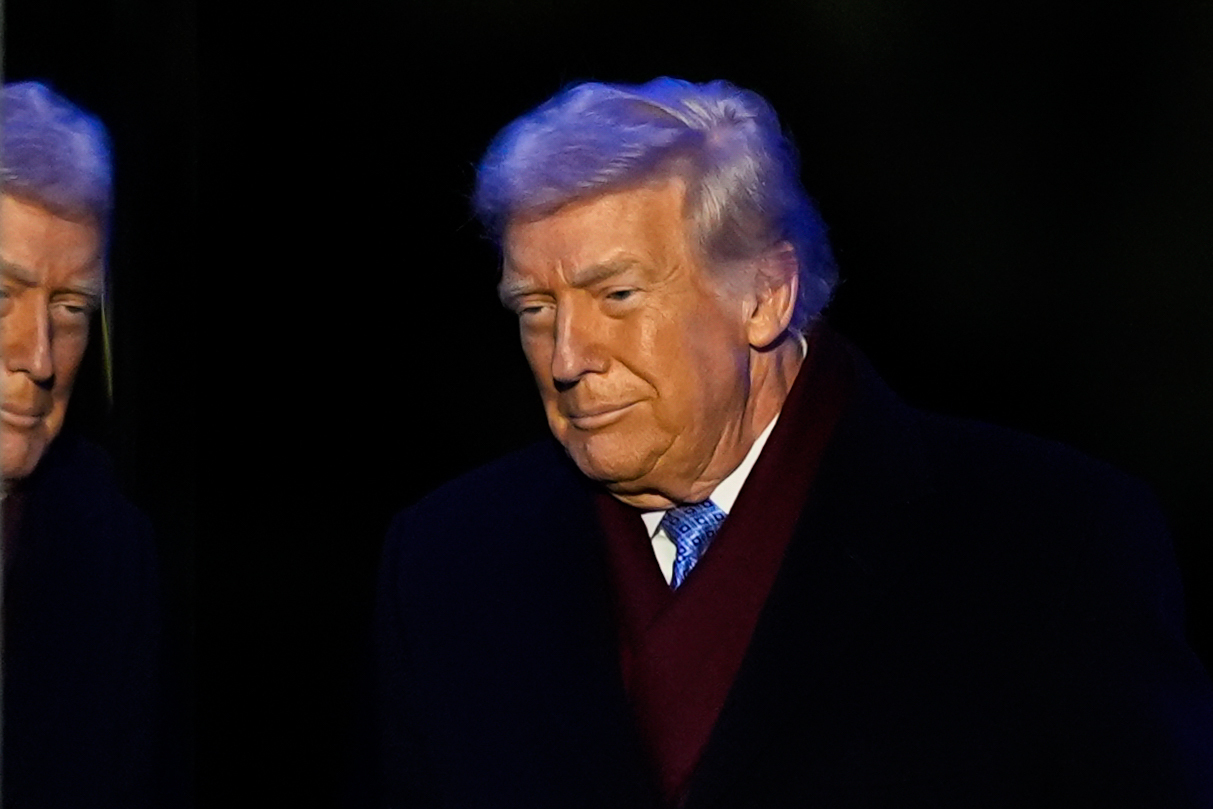 u s trump signs executive order to limit state laws on ai