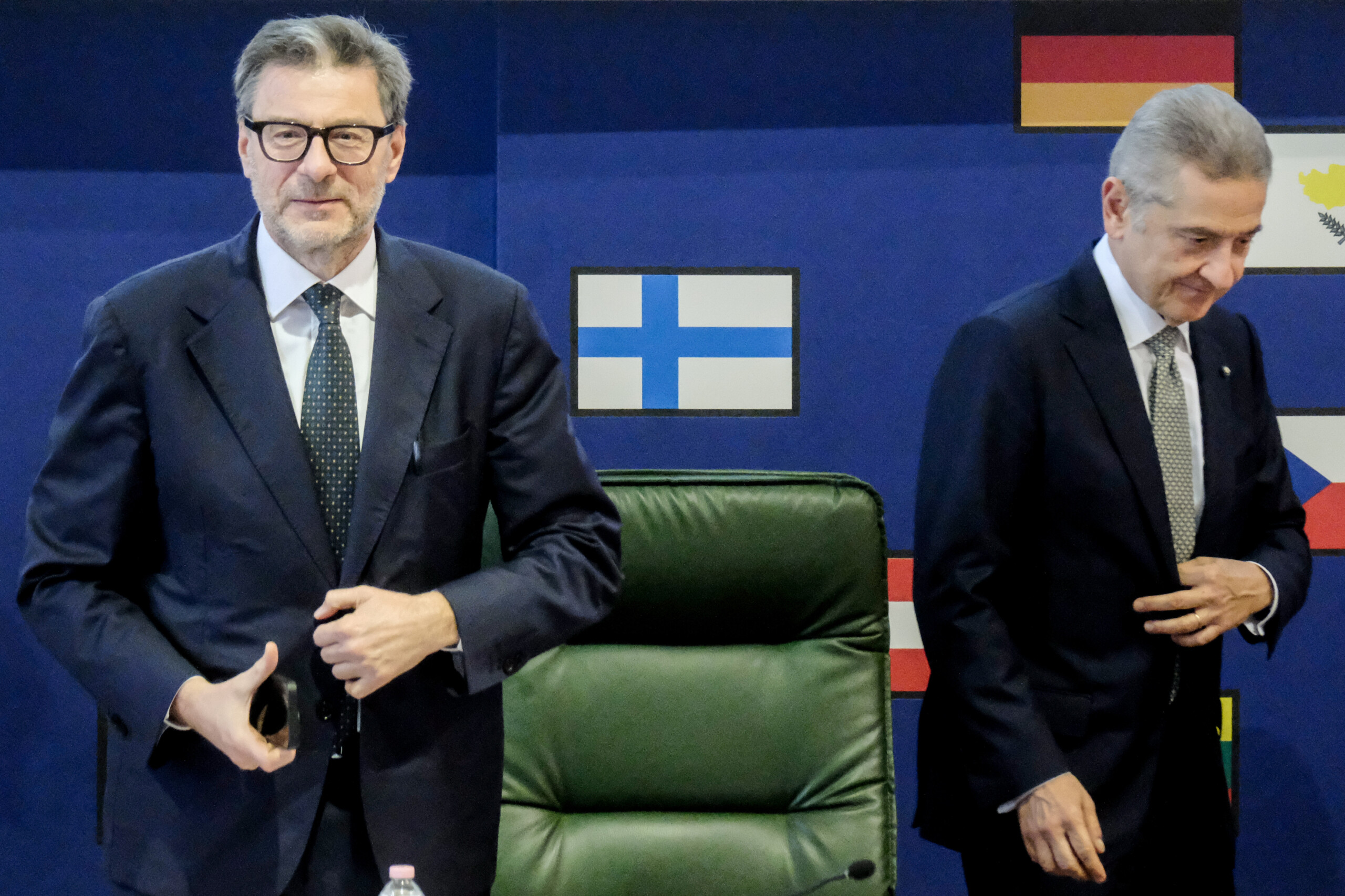 Budget, Giorgetti: “With the reformulation on gold we are in line with the ECB” 1 budget giorgetti with the reformulation on gold we are in line with the ecb scaled