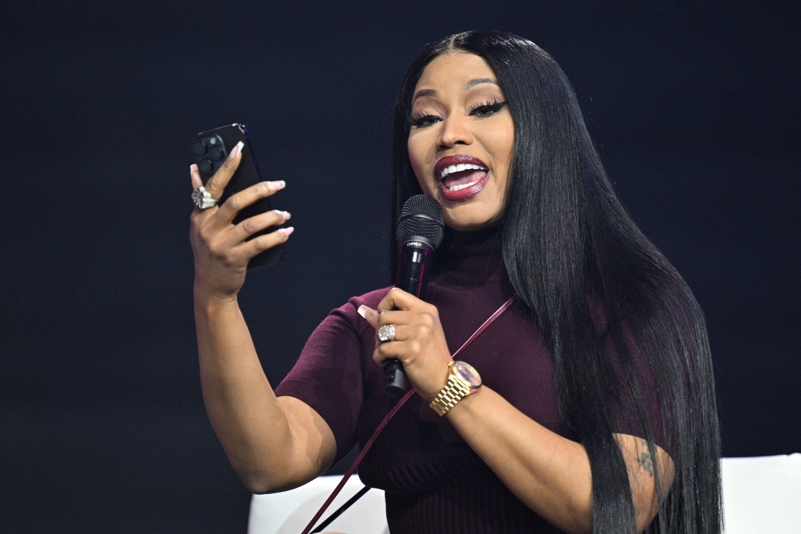 usa rapper nicki minaj commemorates kirk praises trump and vance scaled