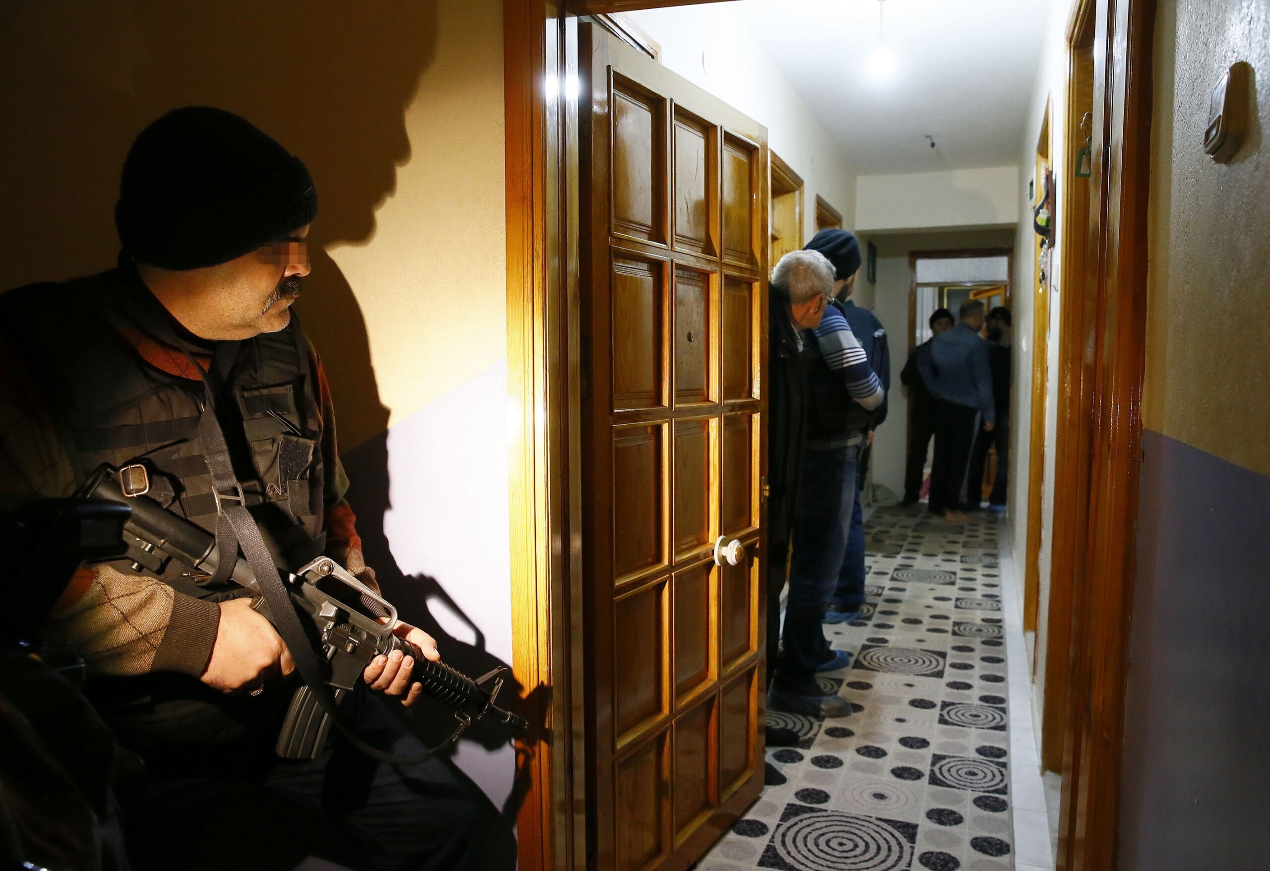 turkey large scale anti isis operation in istanbul and ankara over 100 arrested scaled